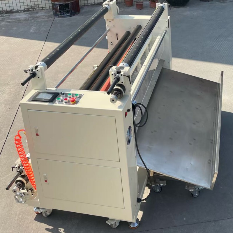 Двухслойная ламинирующе-раскройная машина SL-1500