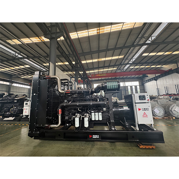 Компания Sichuan Wokang Energy Co., Ltd. поставляет комплектные генераторные установки Cummins QSK38-G37 для обеспечения мощного электроснабжения в экстремально холодных регионах России.