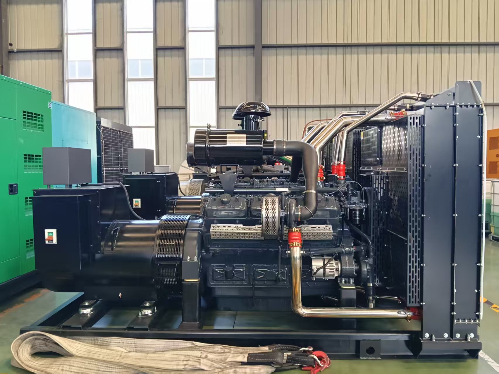 Дизель-генераторная установка ООО Сычуань Вокан Энергетические И Силовые Технологии мощностью 450 кВт Стабильная мощность, устойчивость к сильным морозам, простота в эксплуатации и обслуживании