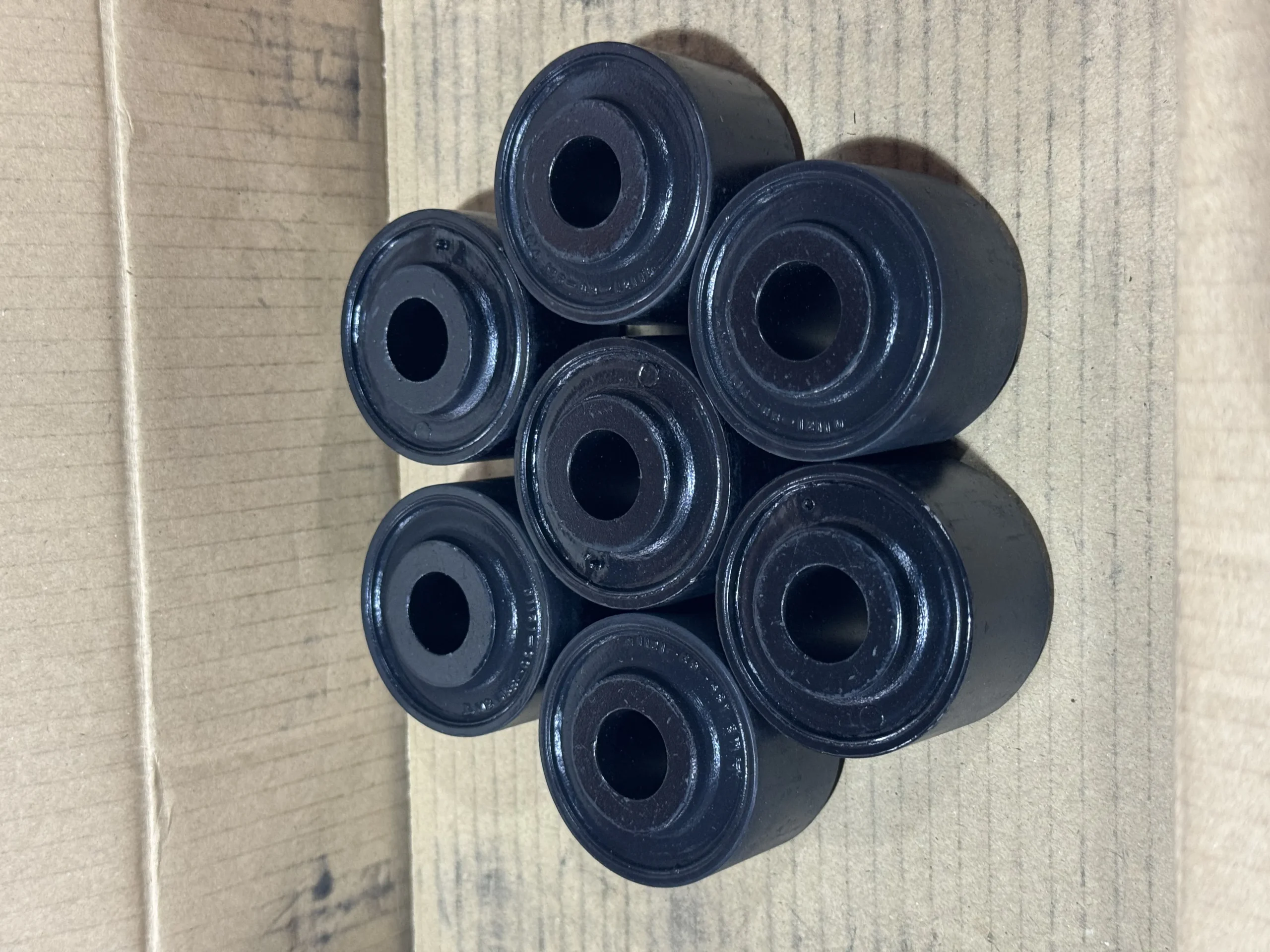 Оригинальный демпфер Komatsu 135 – 03 – 2110