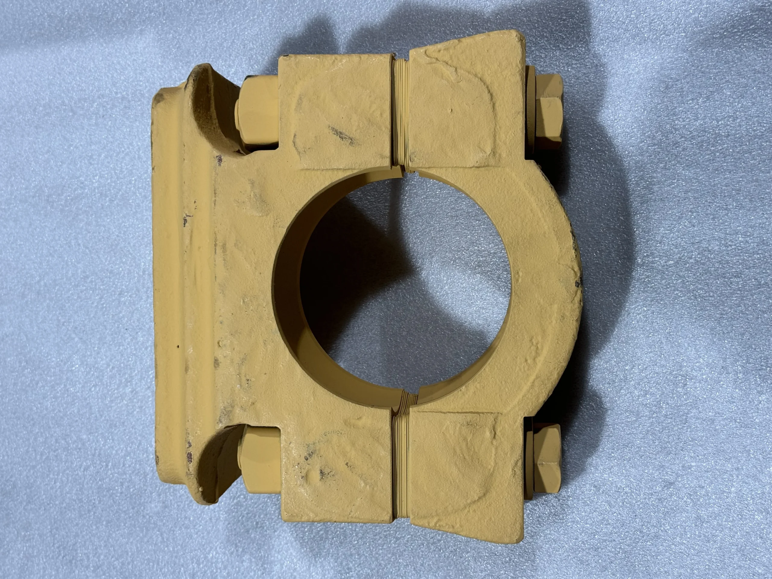 Механические принадлежности Komatsu 14Y – 71 – 00082 PIVOT ASS’ Y, LH (FOR TILT) KOMATSU Parts