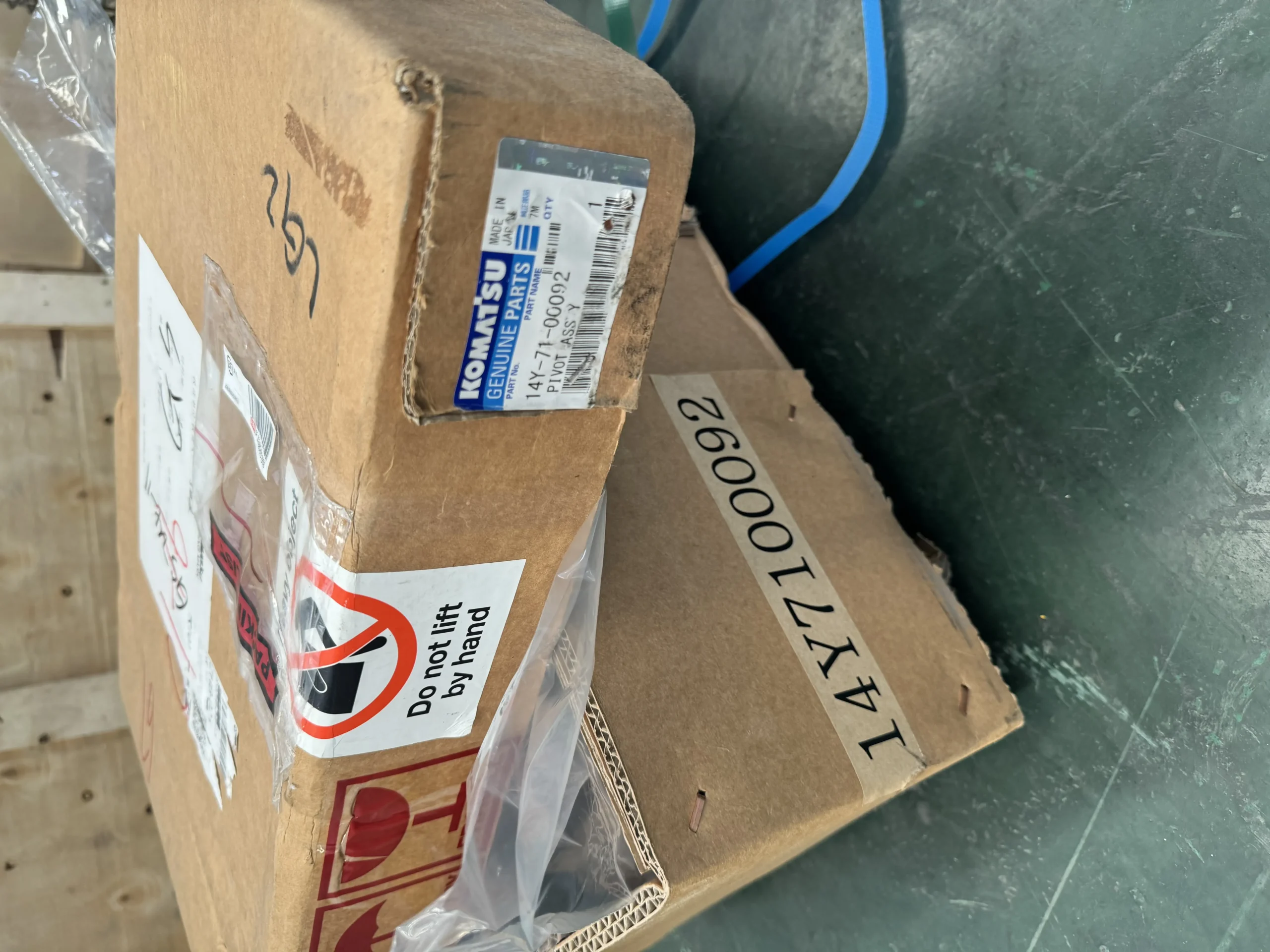 Оригинальная гусеничная крепь Komatsu 14Y – 71 – 00092