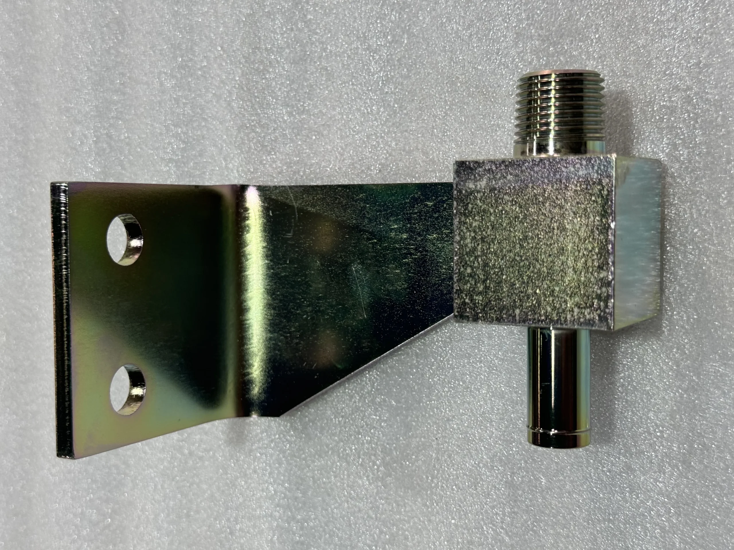 Оригинальный кронштейн Komatsu 195 – 04 – 31220