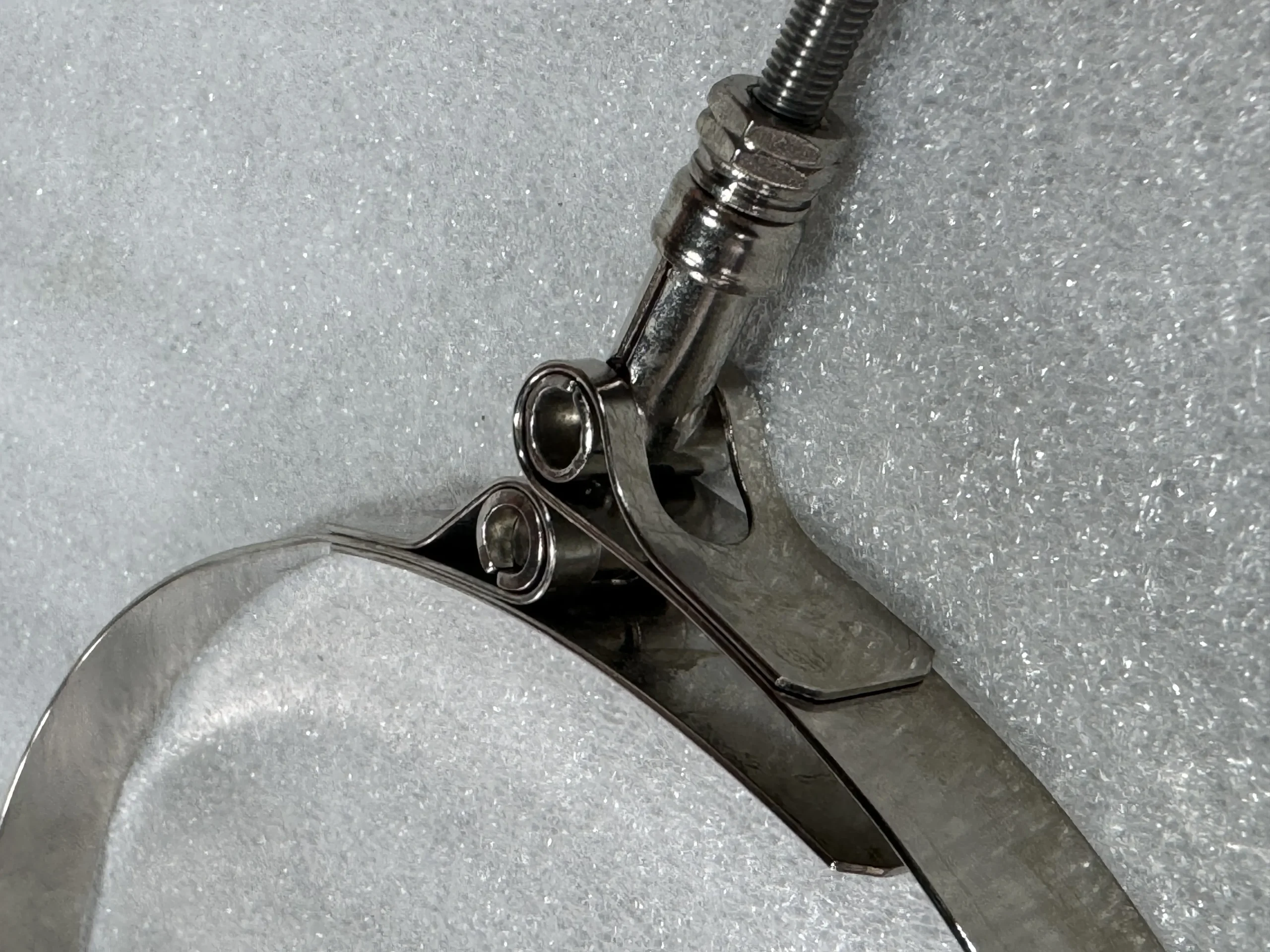 Оригинальные хомуты Komatsu 195 – 21 – 32390