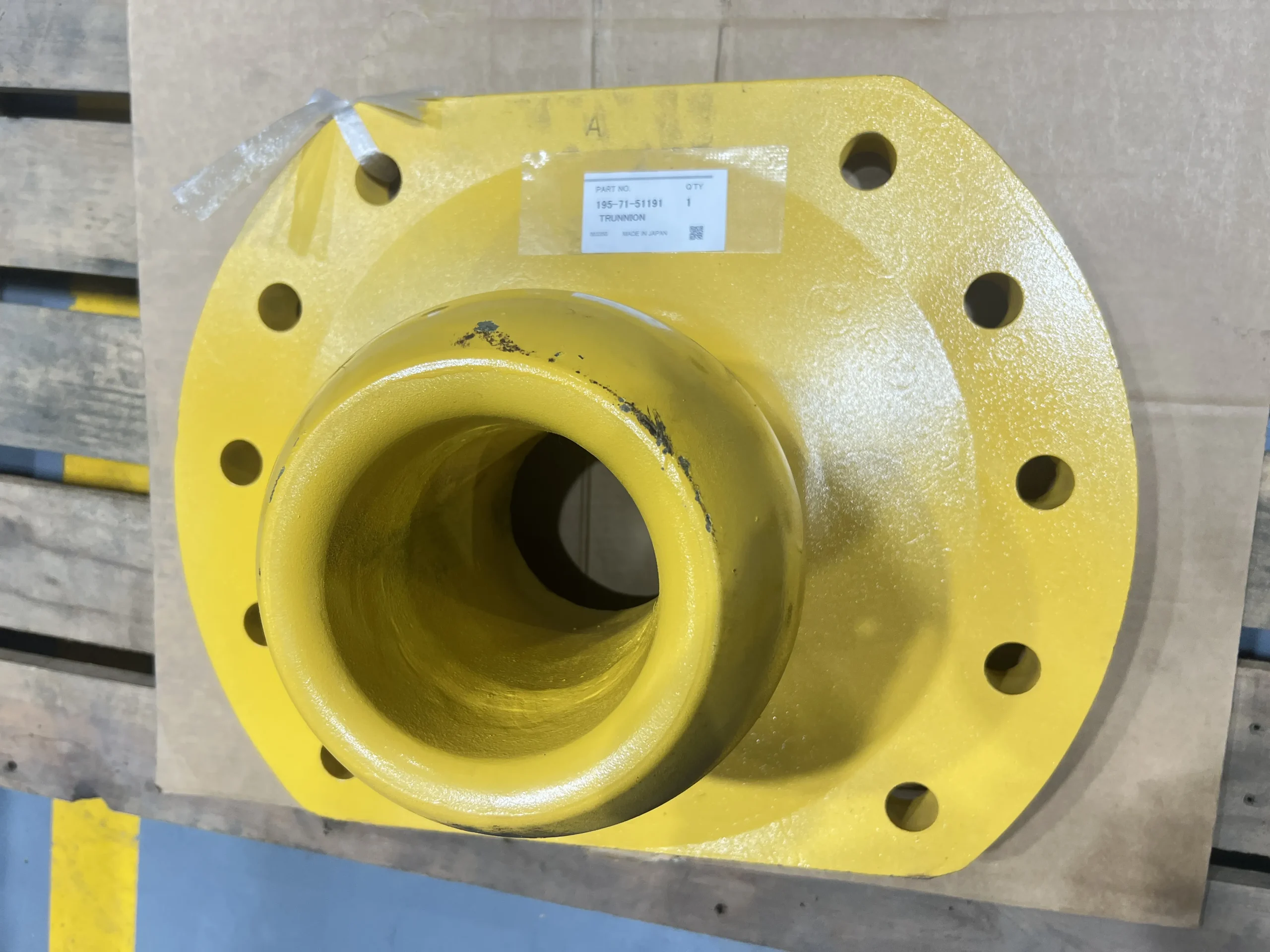 195-71-51191，TRUNNION，D375A，STRAIGHT TILT FRAME，REINFORCED STRAIGHT TILT FRAME，DOZER FRAME (ARM)