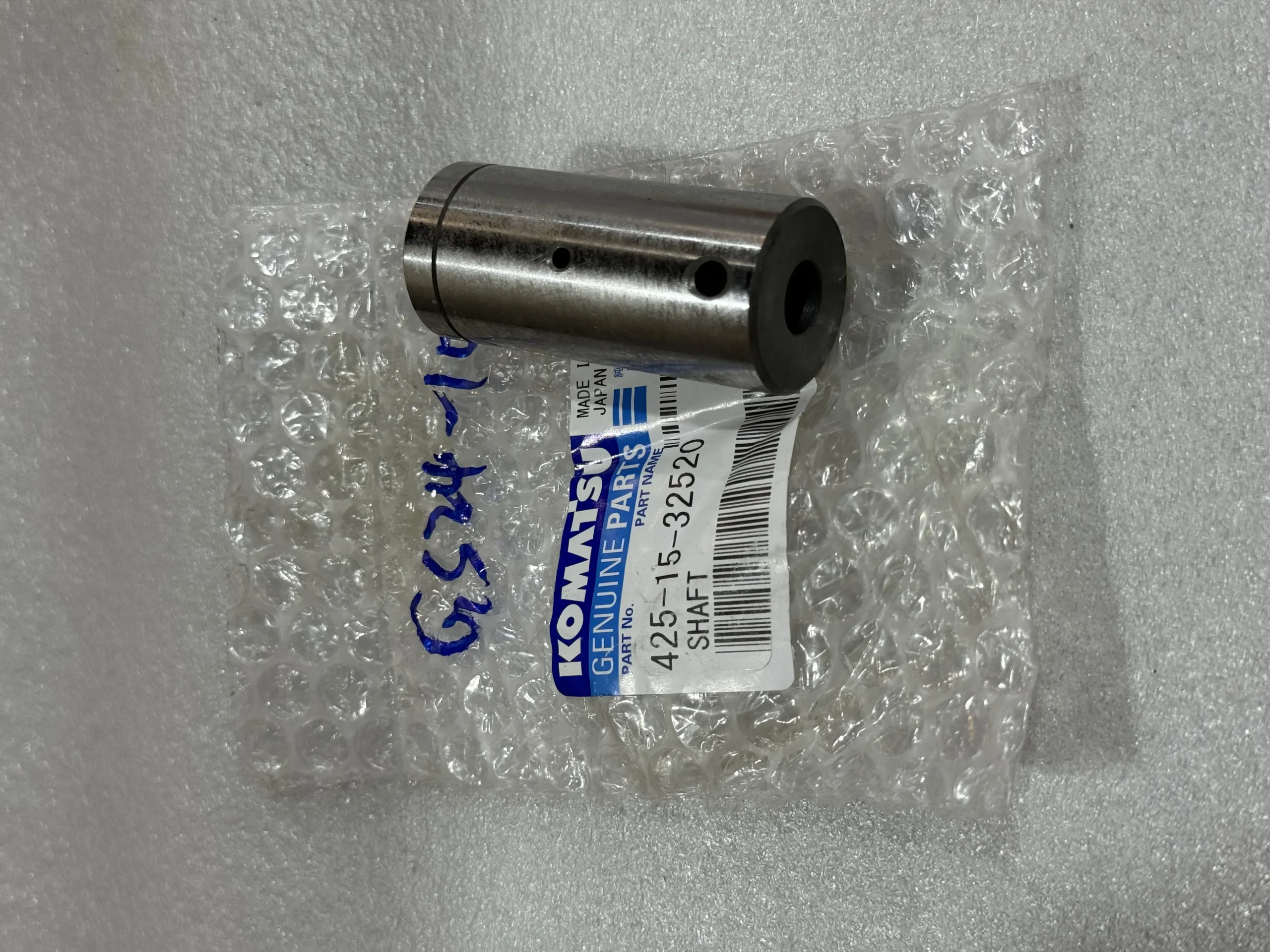 Komatsu 425 – 15 – 32520 Сосновый вал