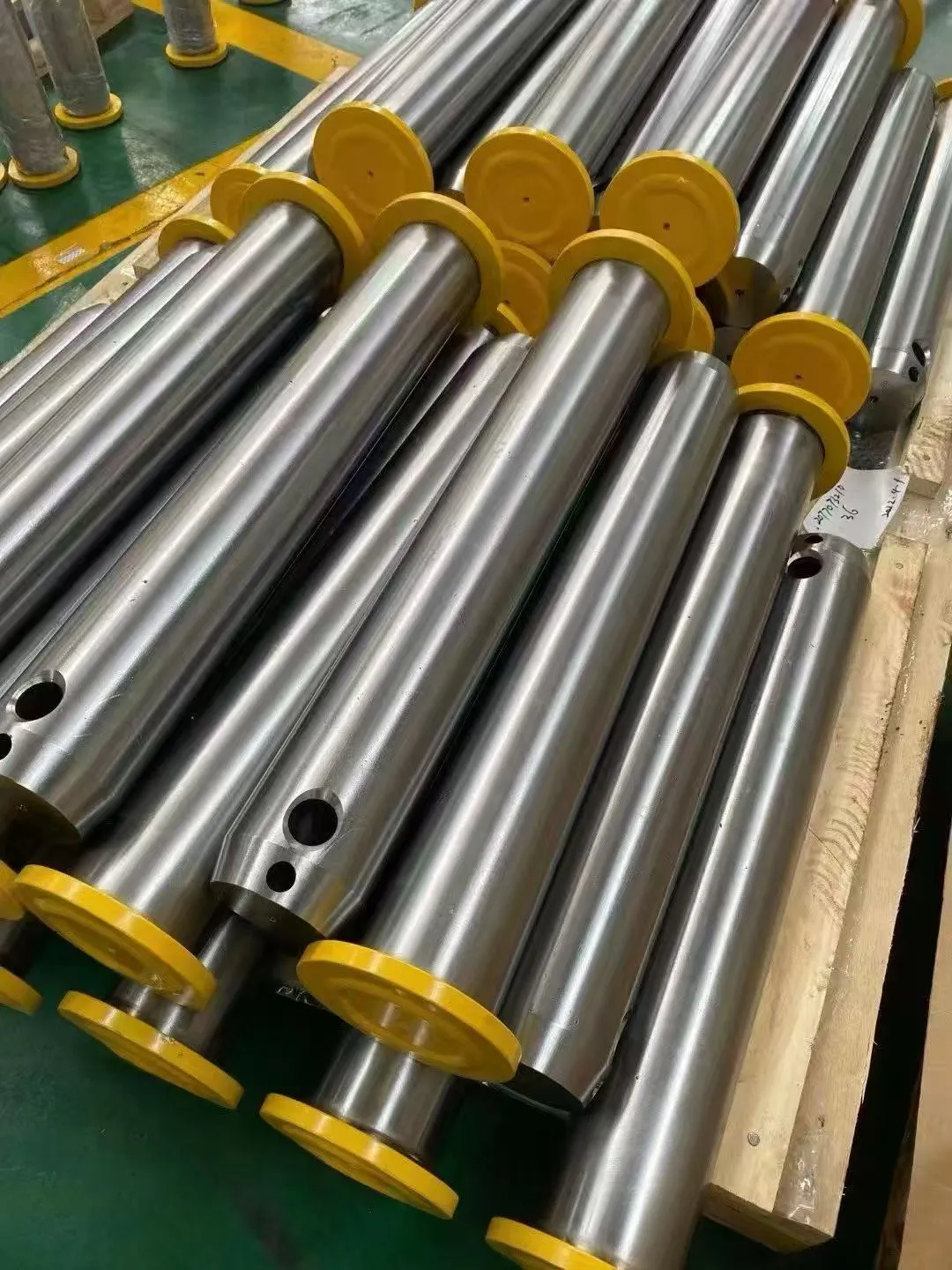 Все виды оригинальных шпинделей Komatsu, добро пожаловать в запрос