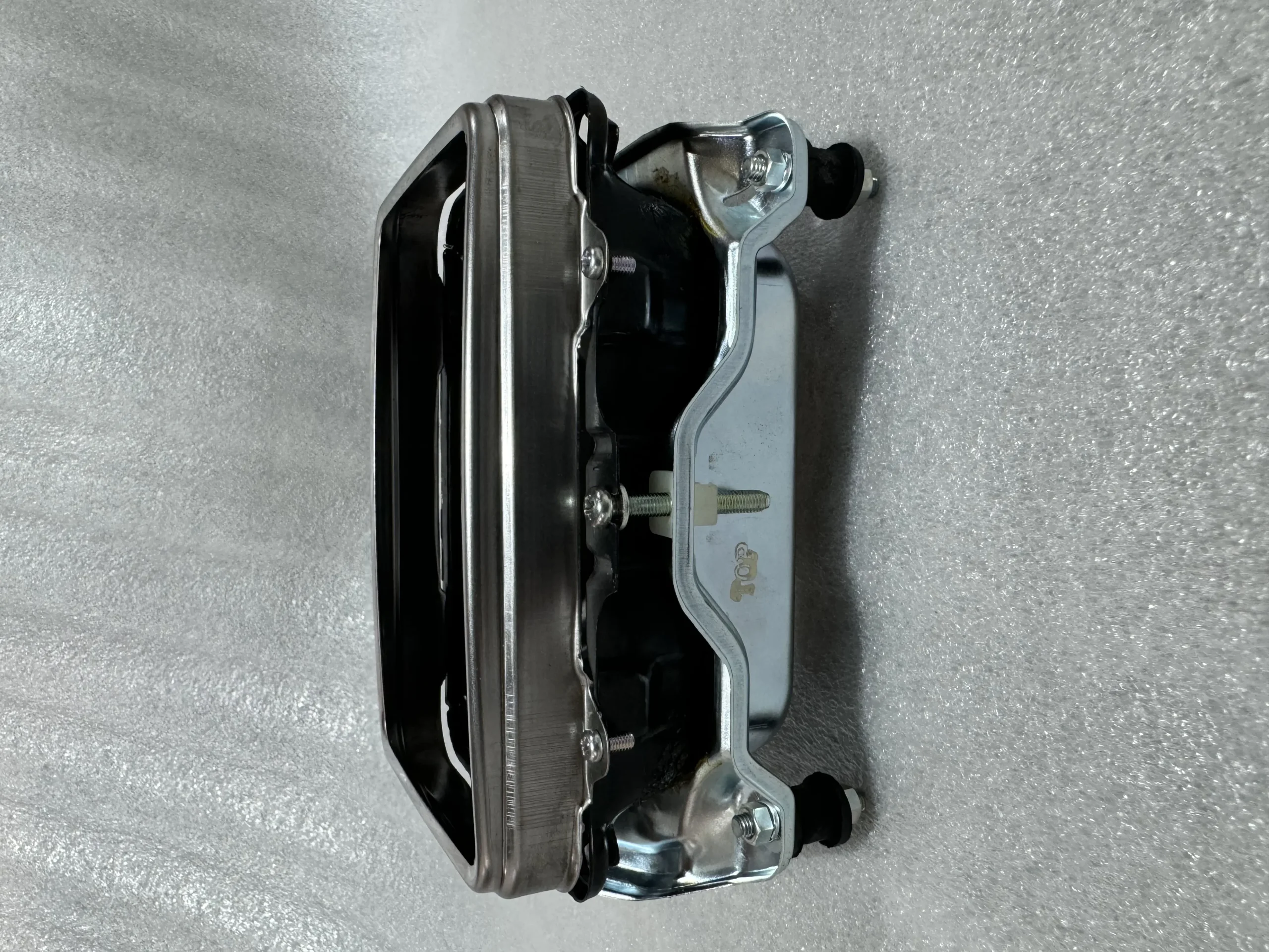 Оригинальный кронштейн Komatsu 195 – 04 – 42760