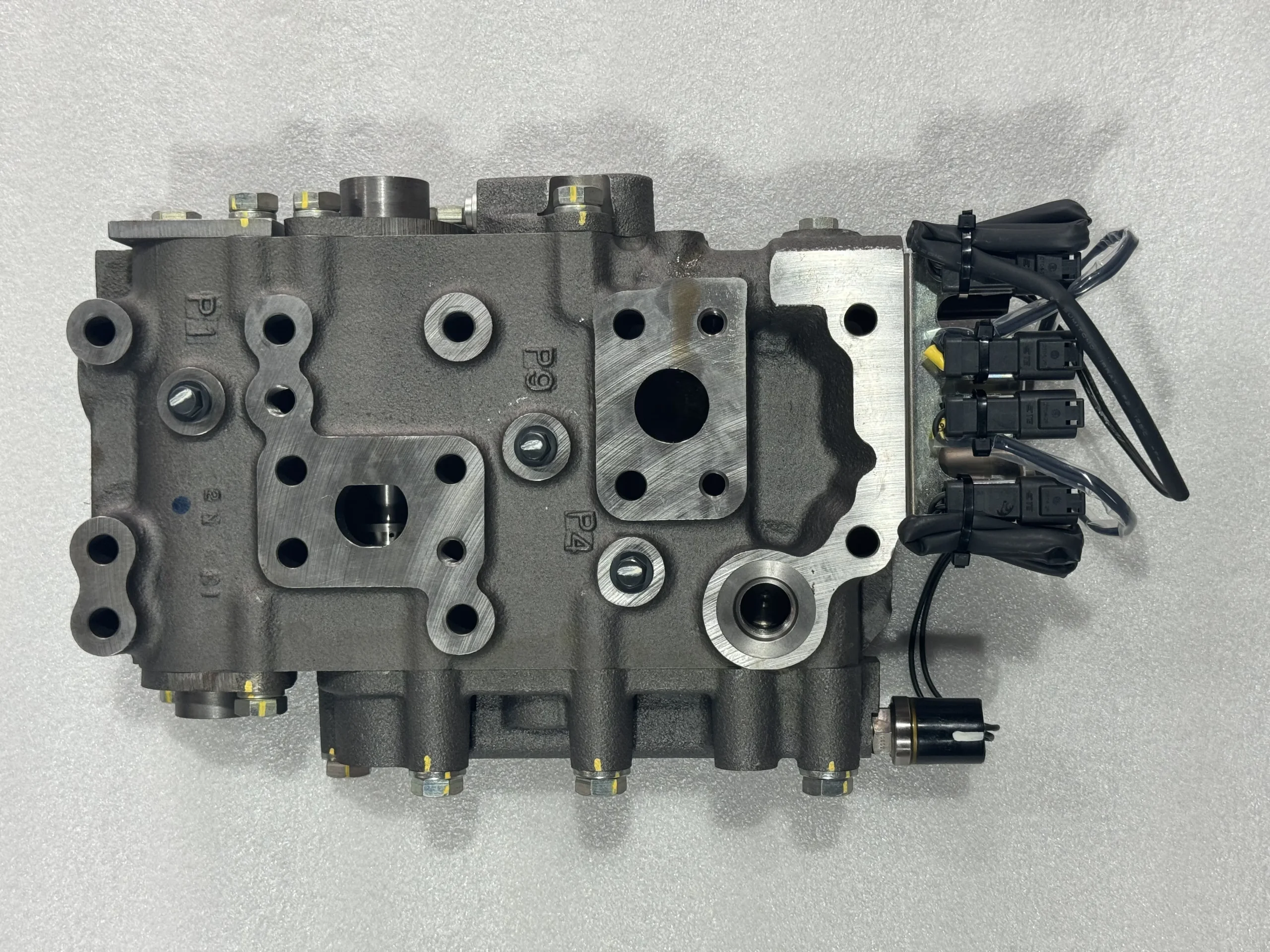 Комацу 561 – 13 – 76700 Компоненты клапанов Komatsu
