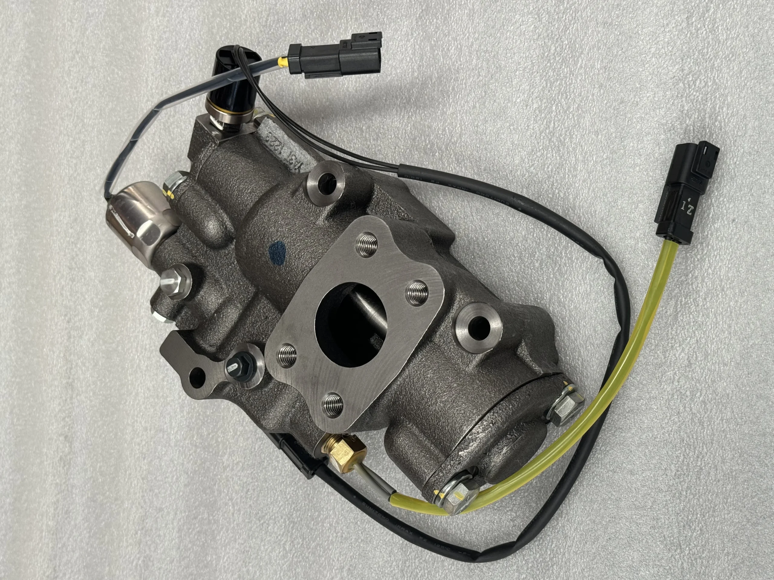 Оригинальный самосвал Komatsu HD785 – 7 Выборочный клапан 561 – 15 – 74030