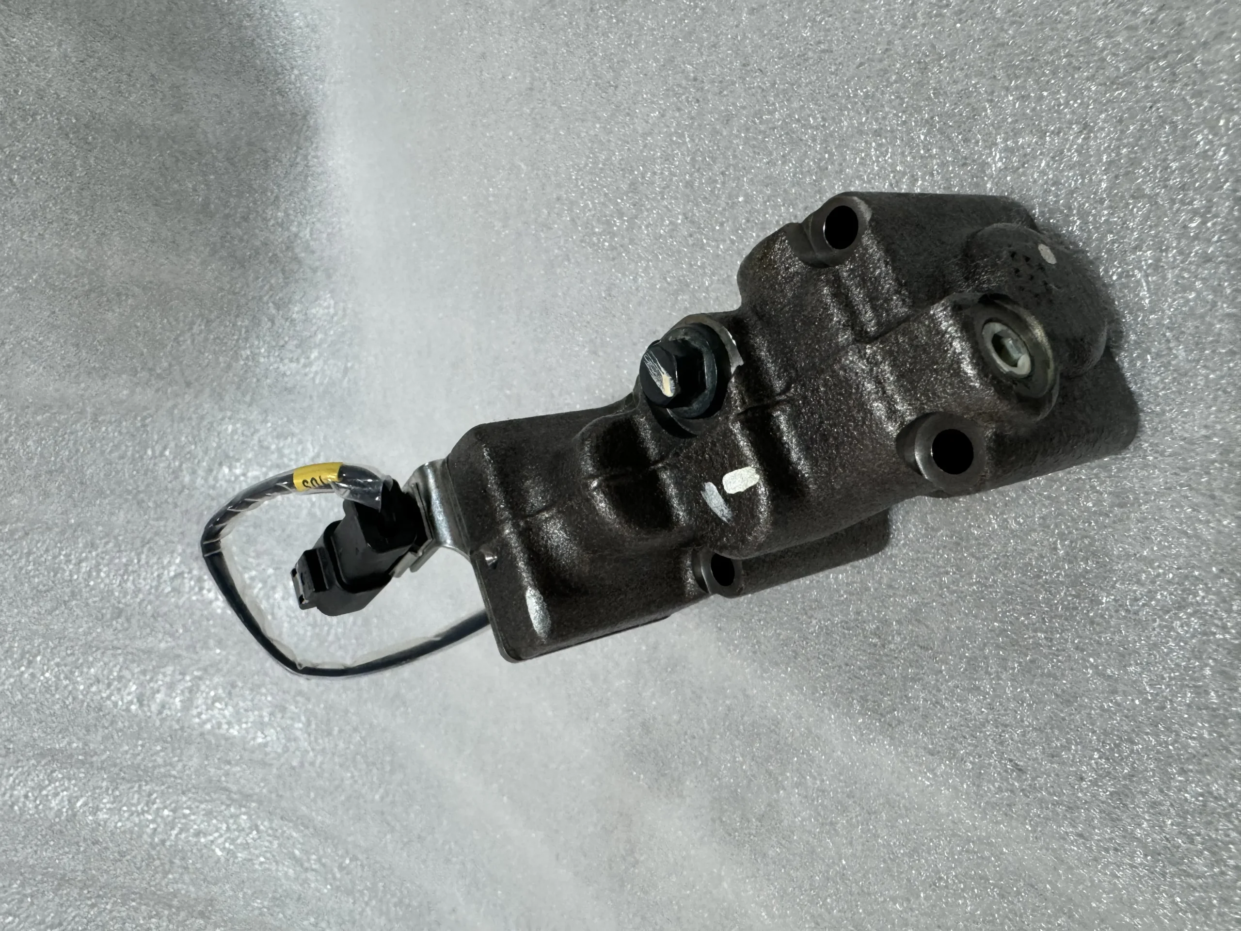 Оригинальный клапан управления Komatsu 56D – 15 – 35800