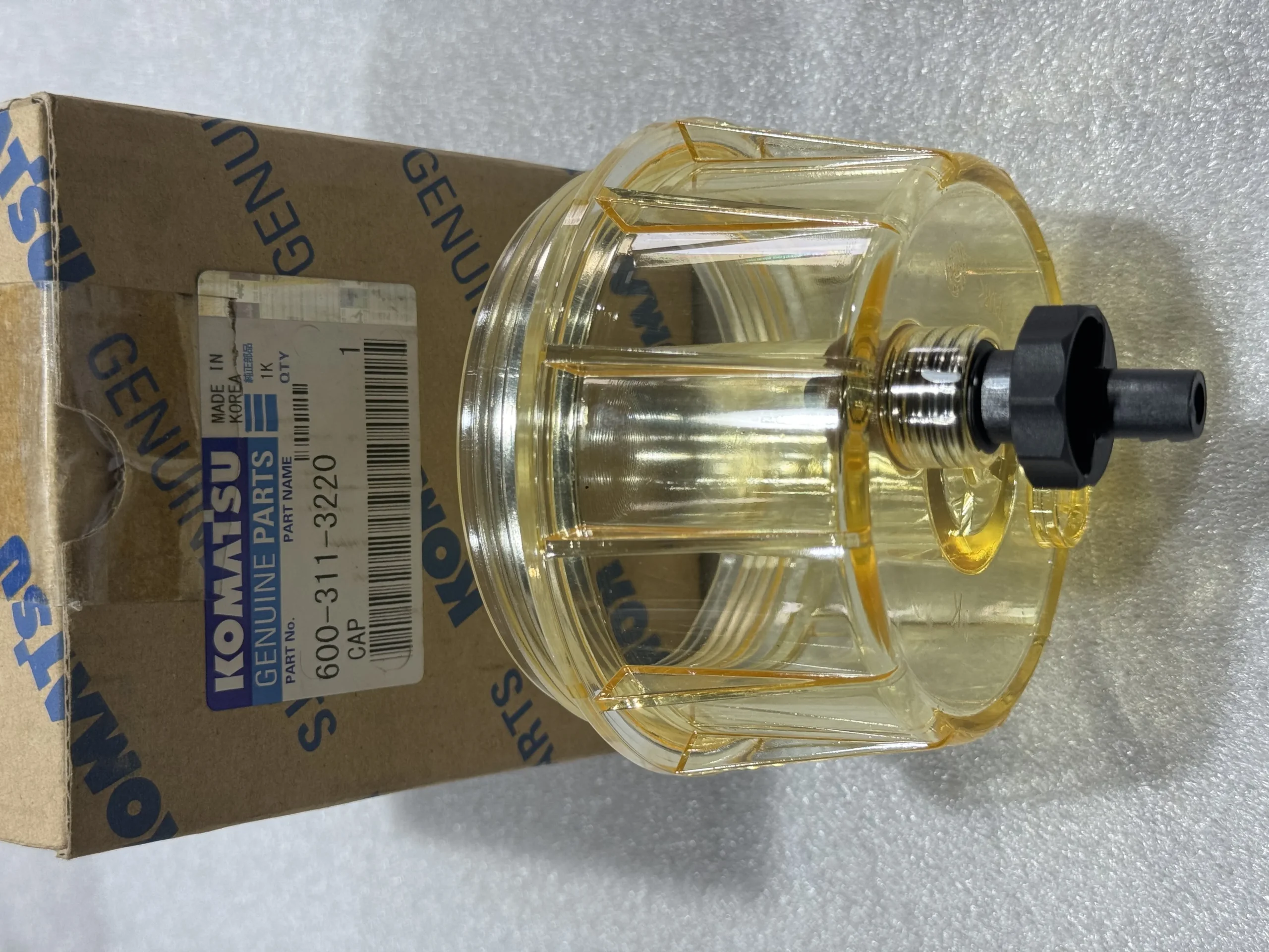 Оригинальная крышка топливного фильтра Komatsu 600 – 311 – 3220 подходит для модели D85EX/D85PX/GD825A/HD255/HD325/HD405/HD465/HD605/HM250/HM300/HM350/HM400/HYDRAULIC/PC400/PC450