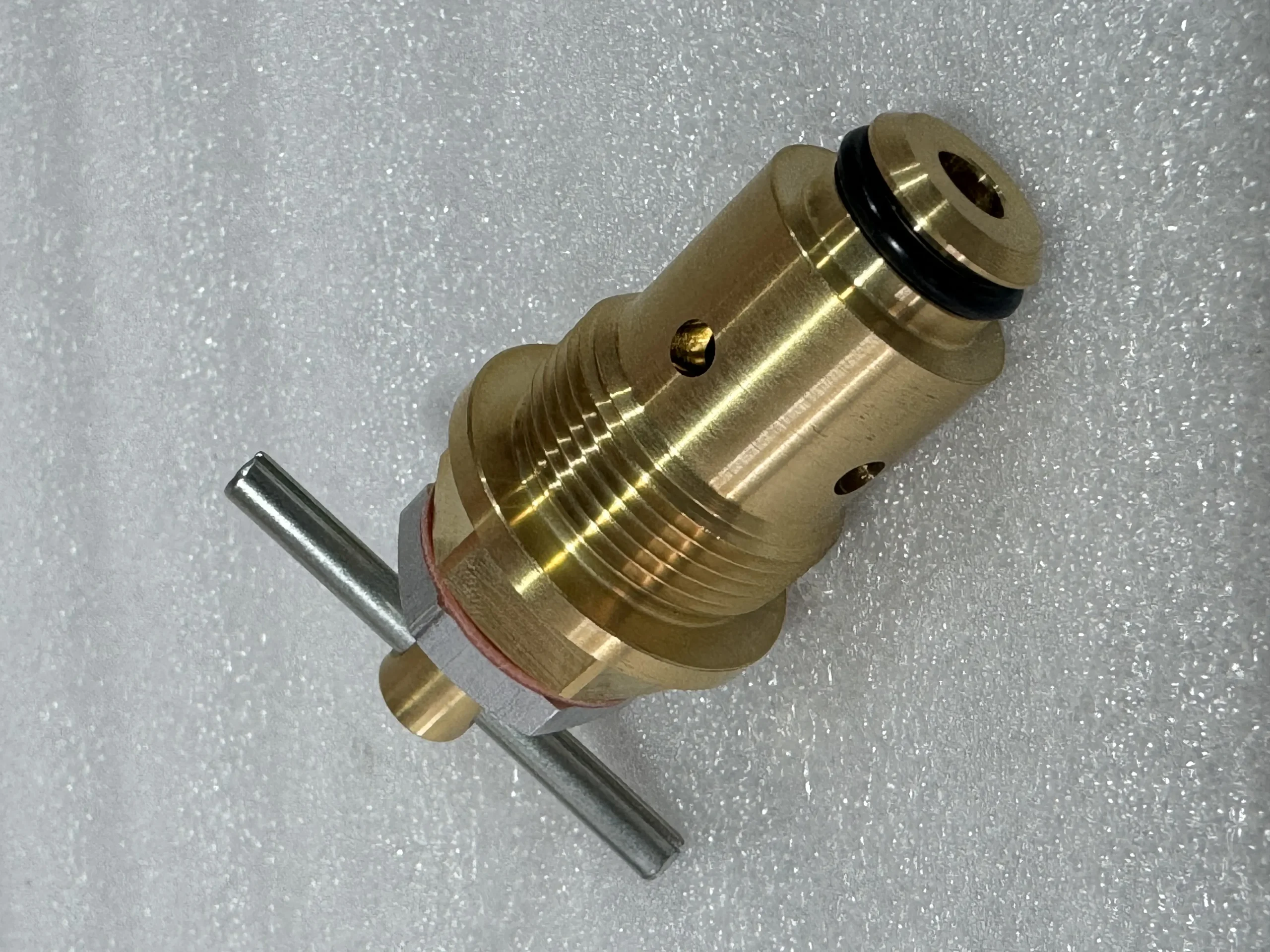 Механические принадлежности Komatsu Valve ASS’ Y 600 – 411 – 2120 – Komatsu