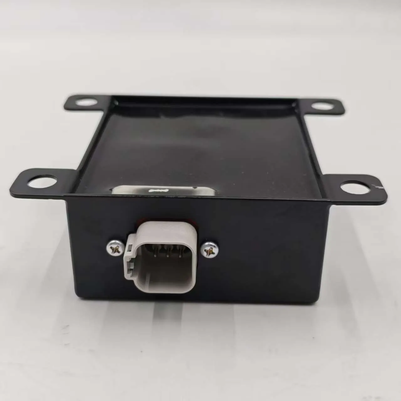 600-815-9472，Switch，D375A-6，PC1250SP-8R，WD600-6R，HD605-7E1，SAA6D170E-5F，ENGINE HOOD AND SIDE COVER GROUP, FUEL PRIMING PUMP SWITCH，WIRING (PRIMING PUMP SWITCH)，REAR ELECTRIC WIRING HARNESS, ELECTRIC PRIMING PUMP SWITCH