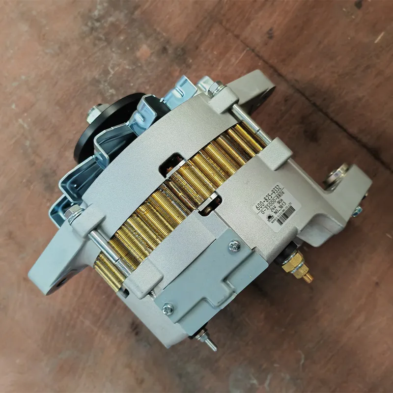 600-825-9332  Оригинальный генератор Komatsu для S6D125 6D140 12V140