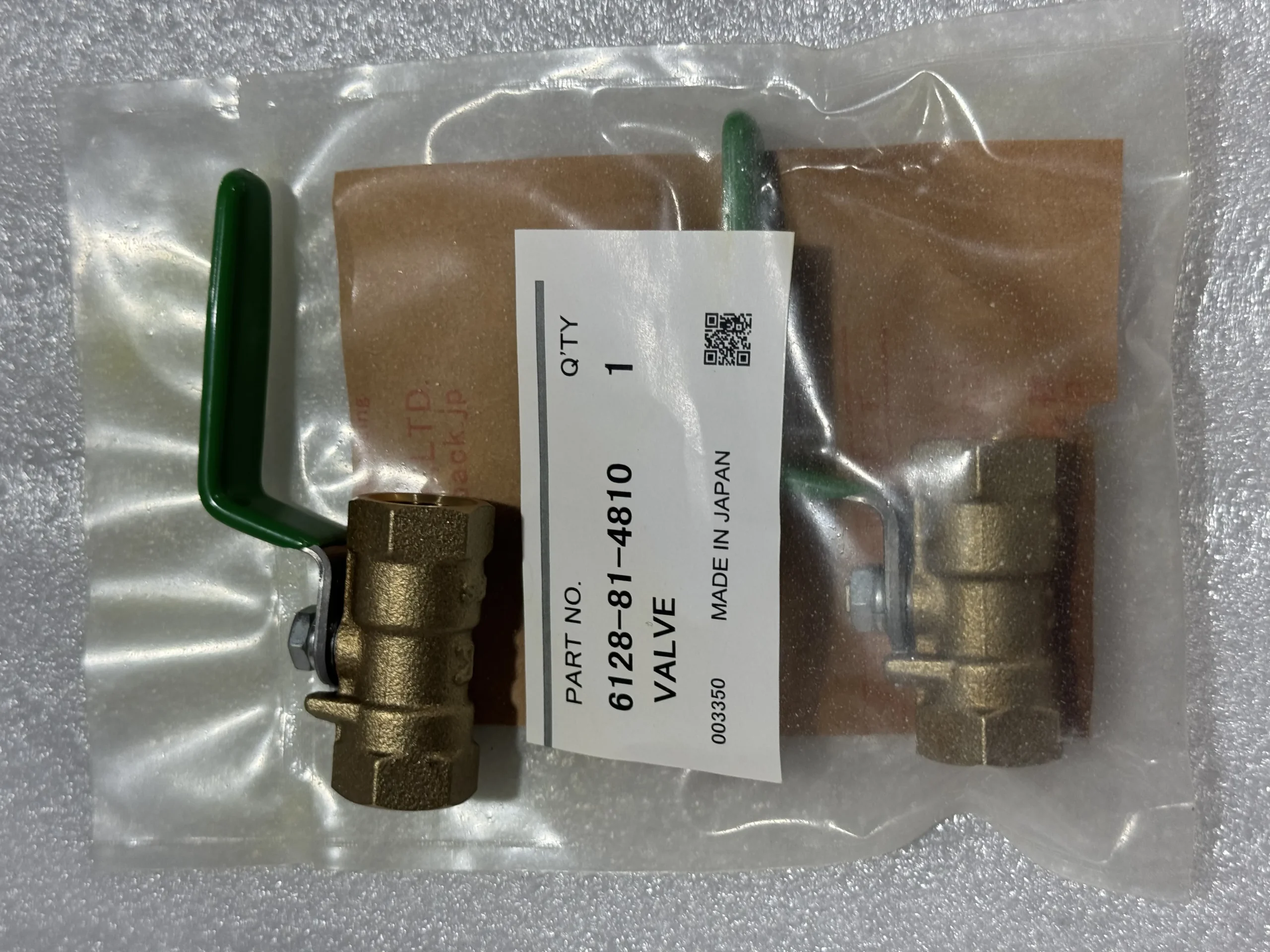 Komatsu 6128 – 81 – 4810 Клапаны Komatsu