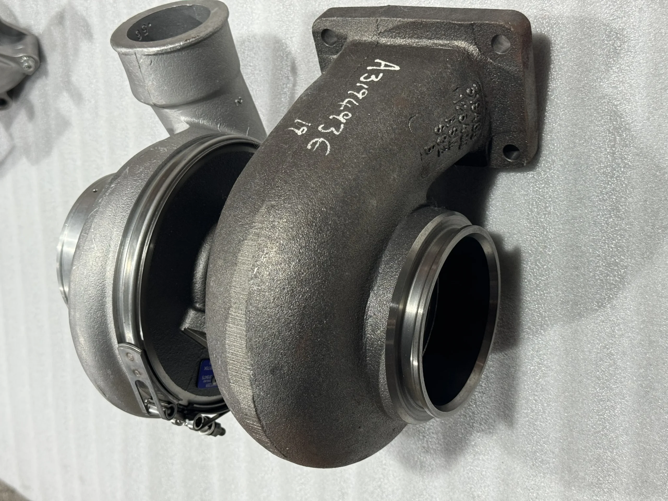 Оригинальный турбокомпрессор Komatsu 6156 – 81 – 8170