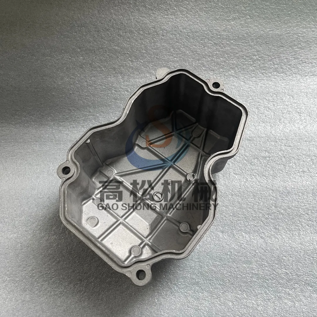 6217-11-8110 COVER, CYLINDER HEAD Komatsu parts