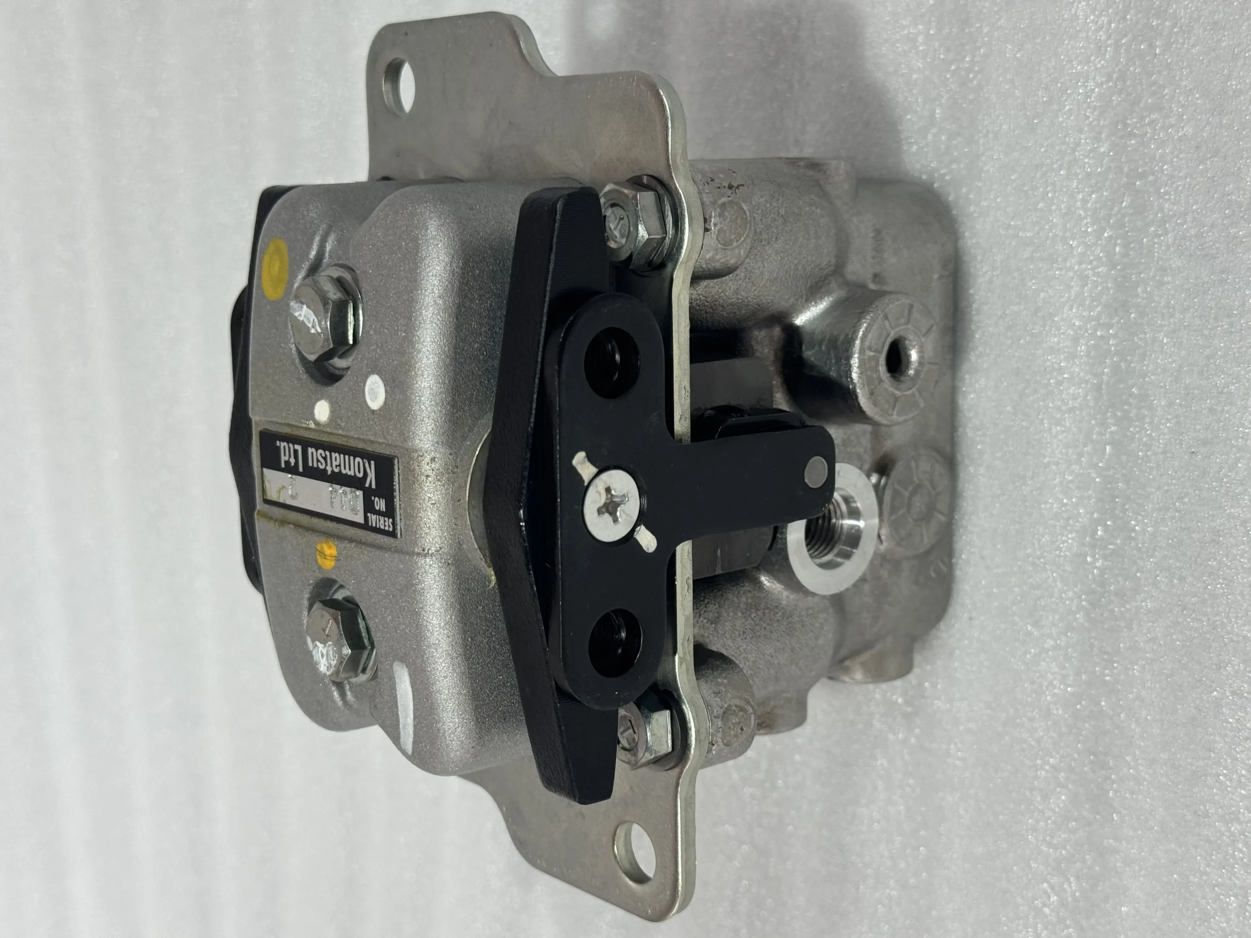 Оригинальный клапан Komatsu 702 – 16 – 01682 Komatsu PPC