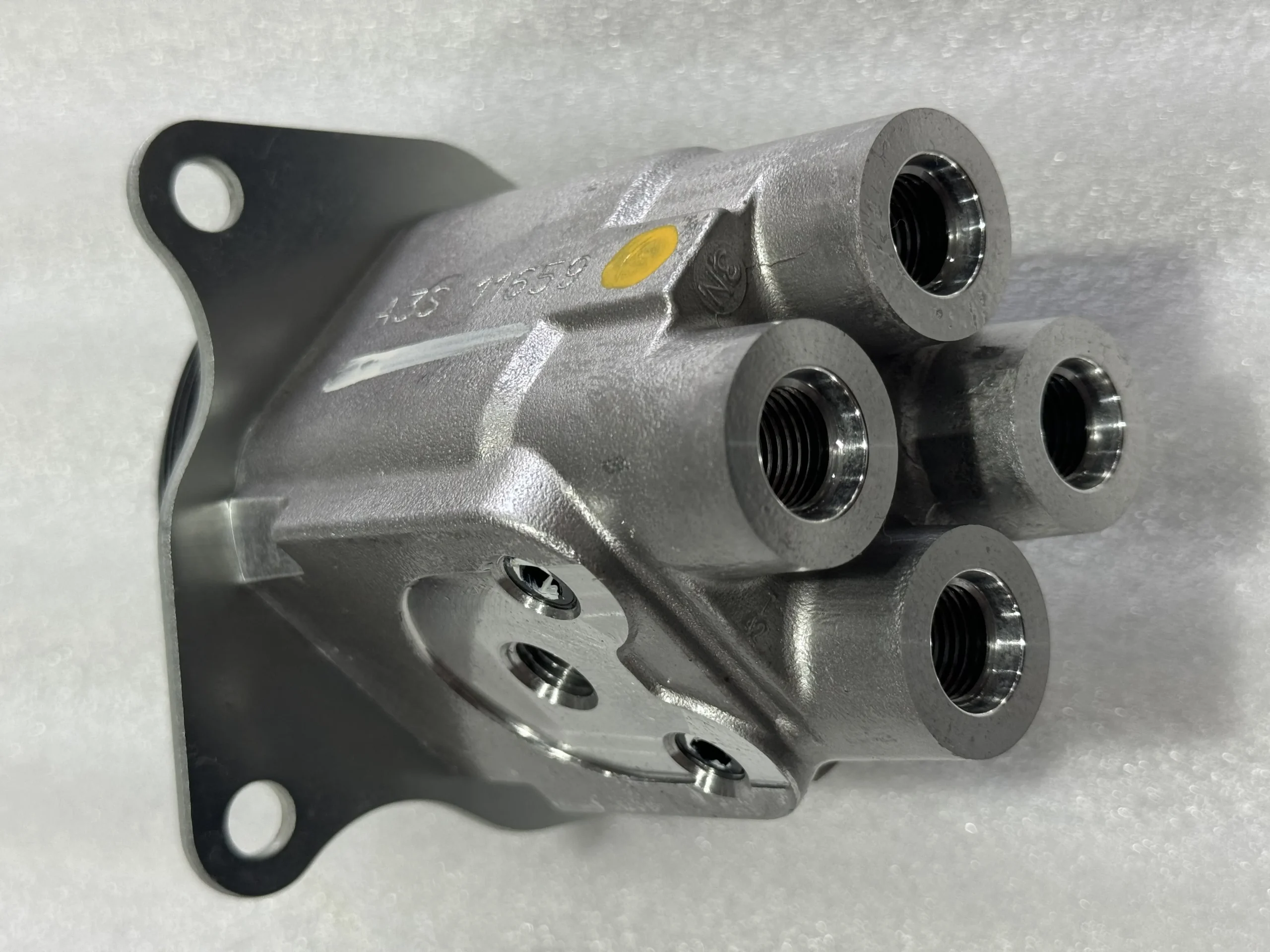 Оригинальный направляющий клапан Komatsu 702 – 16 – 05240