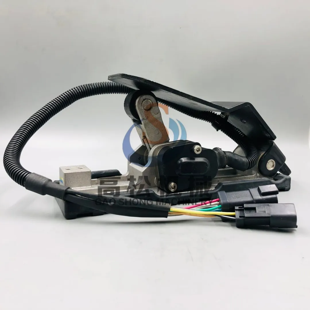 Pedal Assembly 702-16-07022 for Komatsu Loader WA380-6 komatsu parts