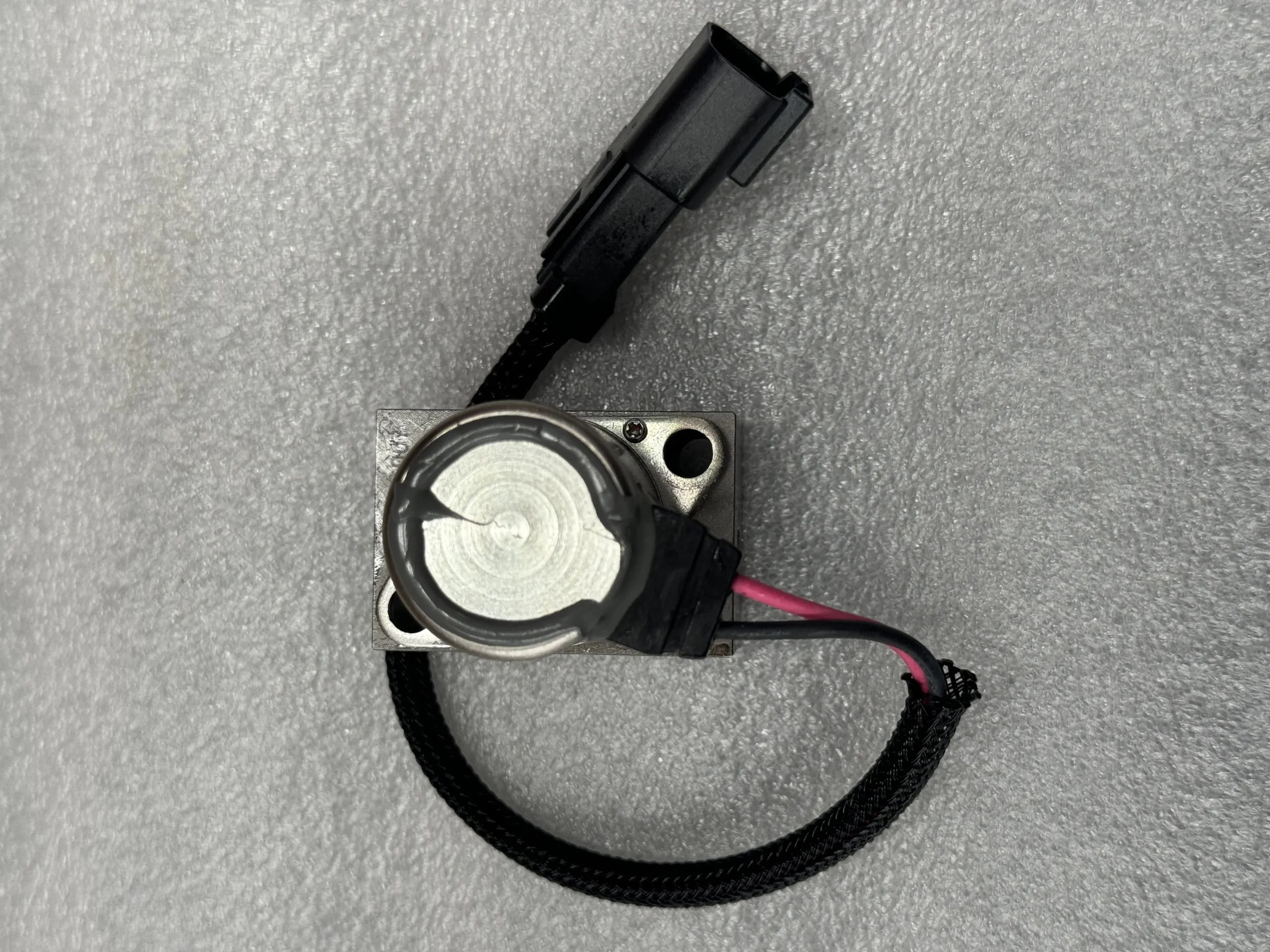 Механические аксессуары Komatsu 702 – 21 – 58500, Pilot Valve