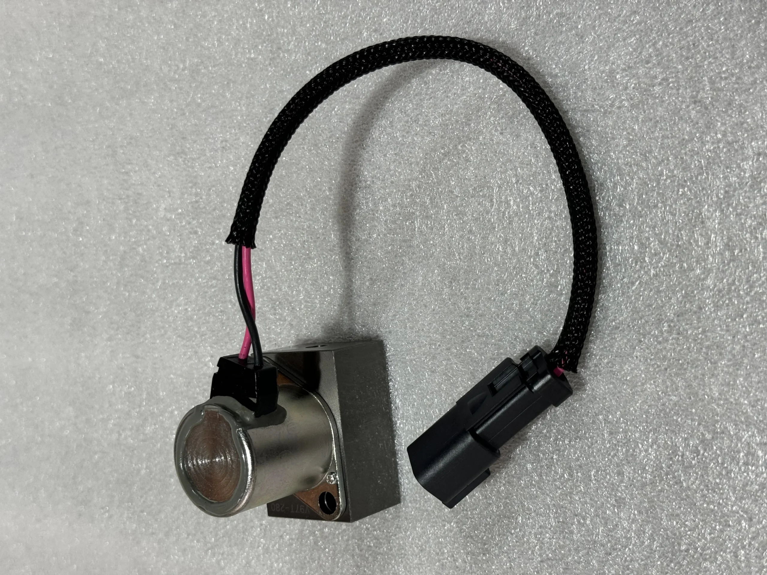 Оригинальный направляющий клапан Komatsu 702 – 21 – 62900