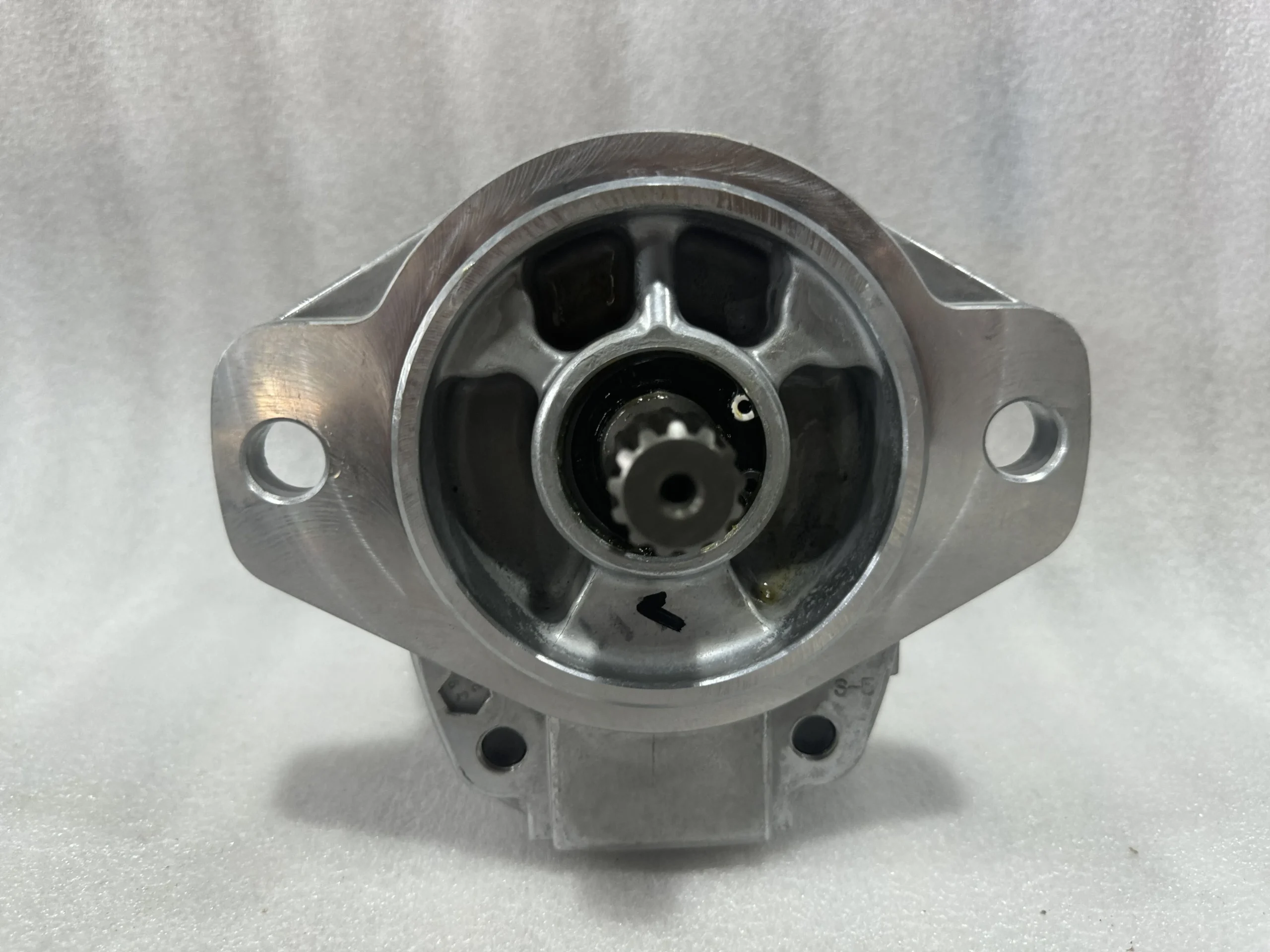 Насосы Komatsu в сборе 705 – 61 – 22010