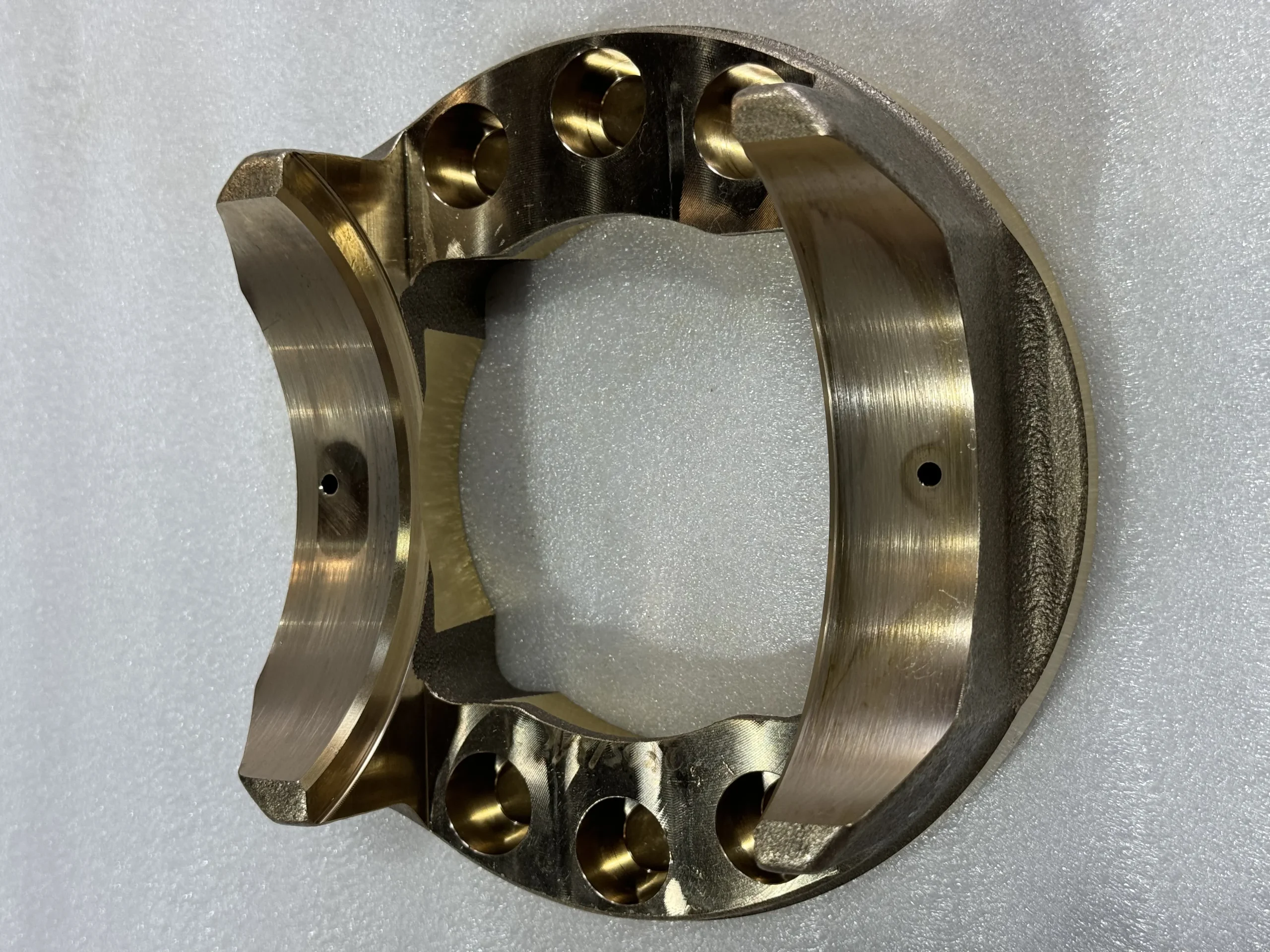 Комацу Оригинальная люлька Komatsu 708 – 2H – 04690