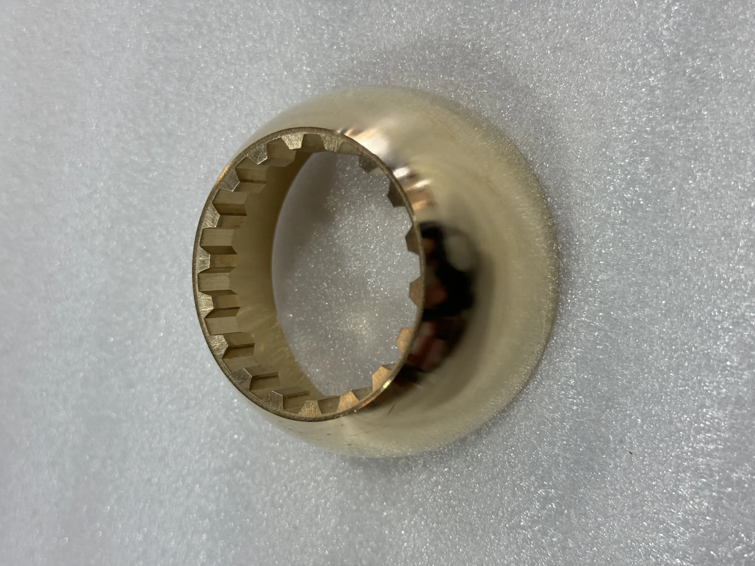 Оригинальная направляющая Komatsu 708 – 2H – 23350