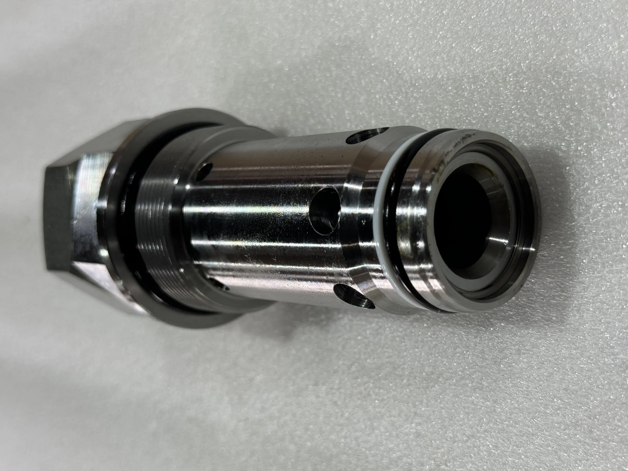 Комацу 709 – 10 – 52800 Компоненты клапана сброса давления