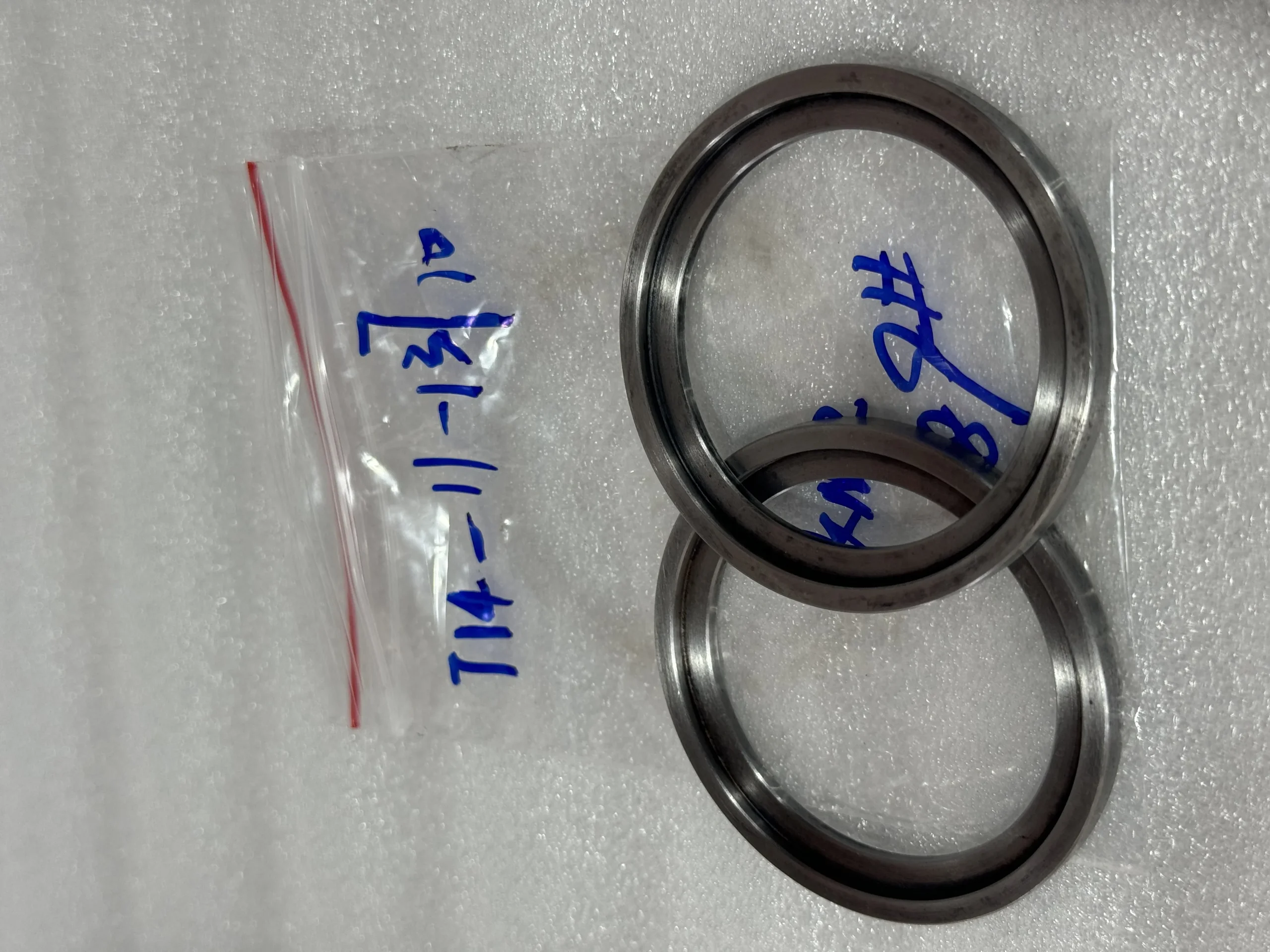 Komatsu Оригинальный Komatsu 714 – 11 – 13710 Коробка передач приводной мост