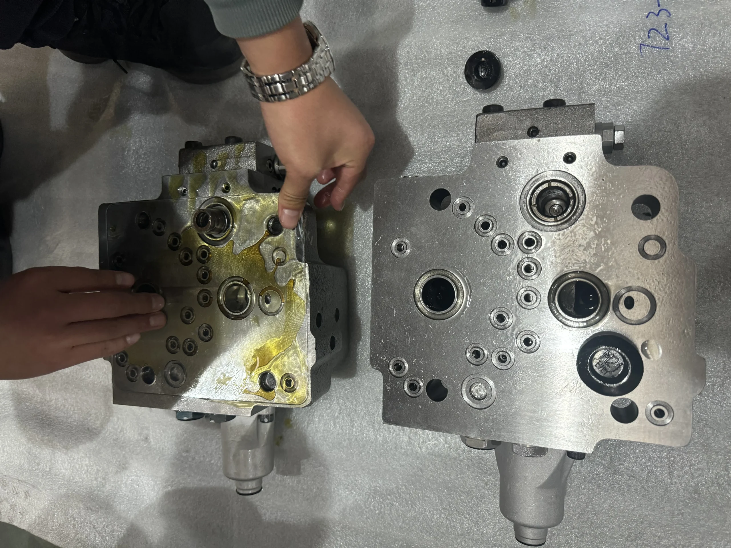 Компоненты Komatsu 723 – 40 – 71201 7234071201