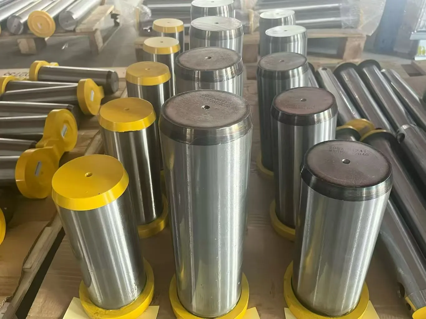 Все виды оригинальных шпинделей Komatsu, добро пожаловать в запрос