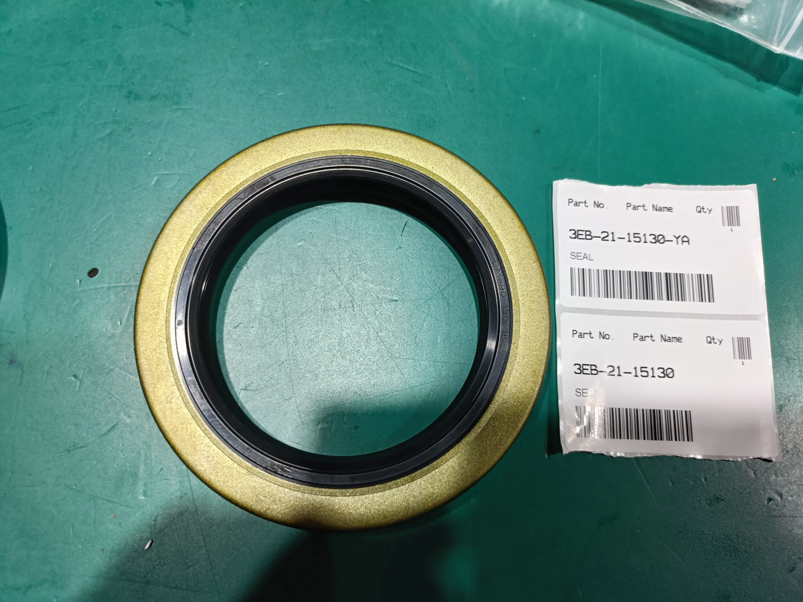 3EB-21-15130 Сальник масла Комацу