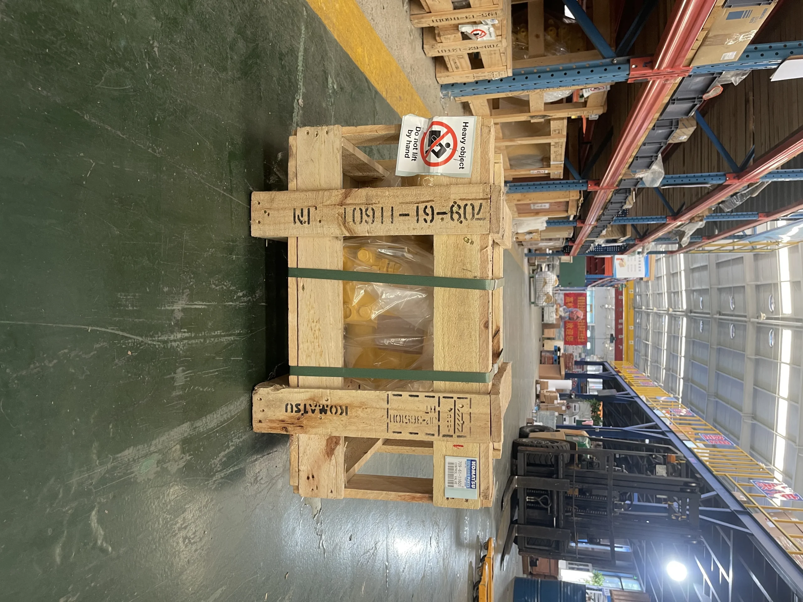 709 – 61 – 11601 Клапаны в сборе для Komatsu D375A – 5