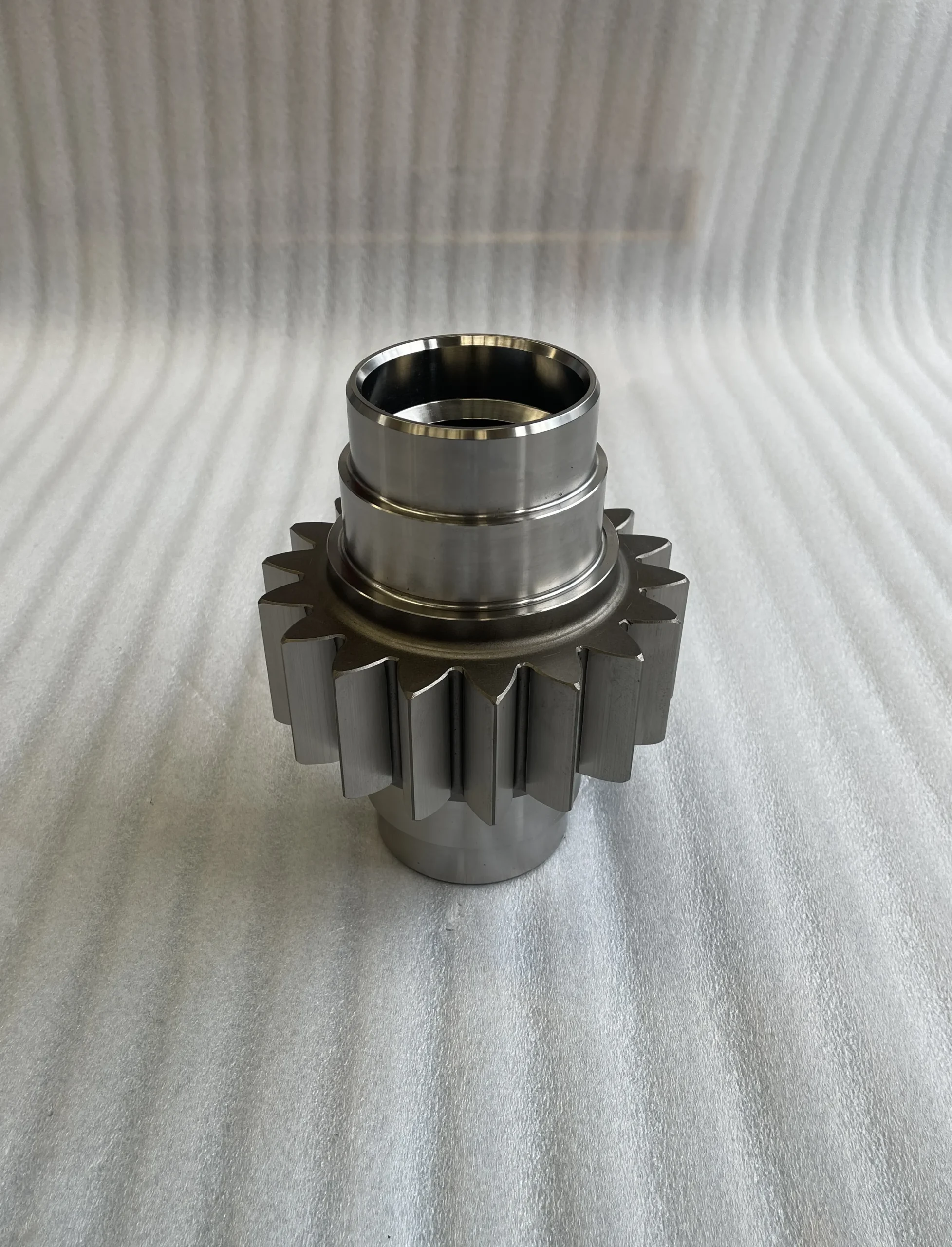 Шестерня 17M – 27 – 41210 для Komatsu D275A – 5