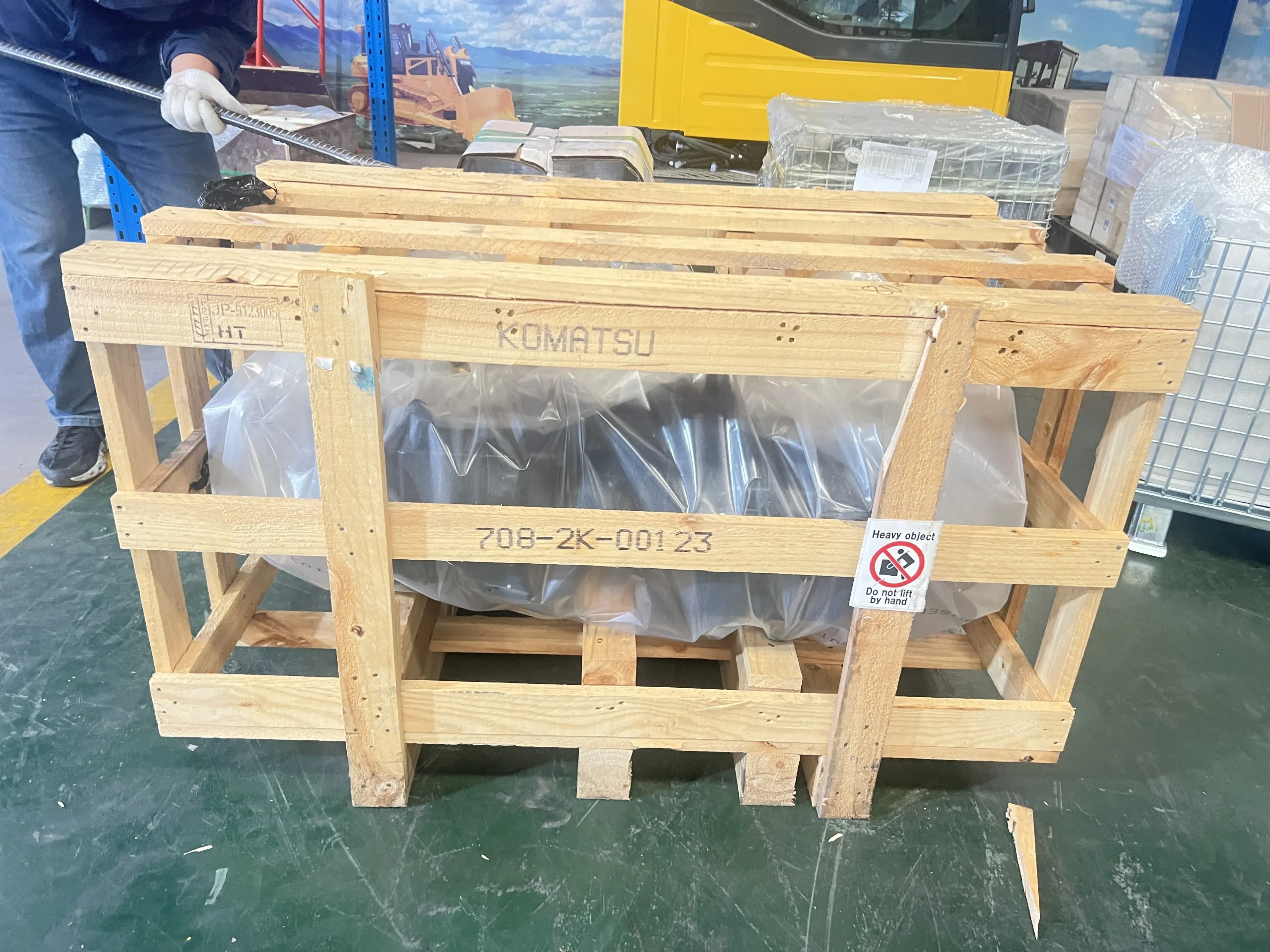 Оригинальный насос Komatsu в сборе 708 – 2K – 00123