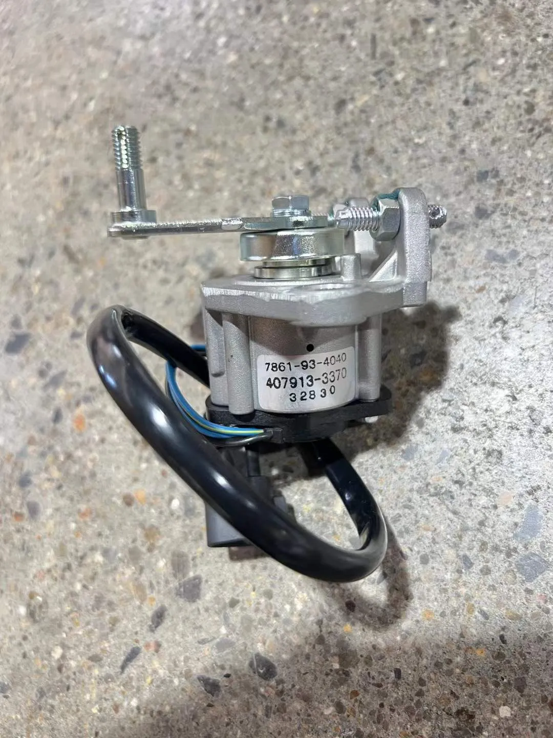 Бульдозер Komatsu D275 D375 Датчик 7861 – 93 – 4040