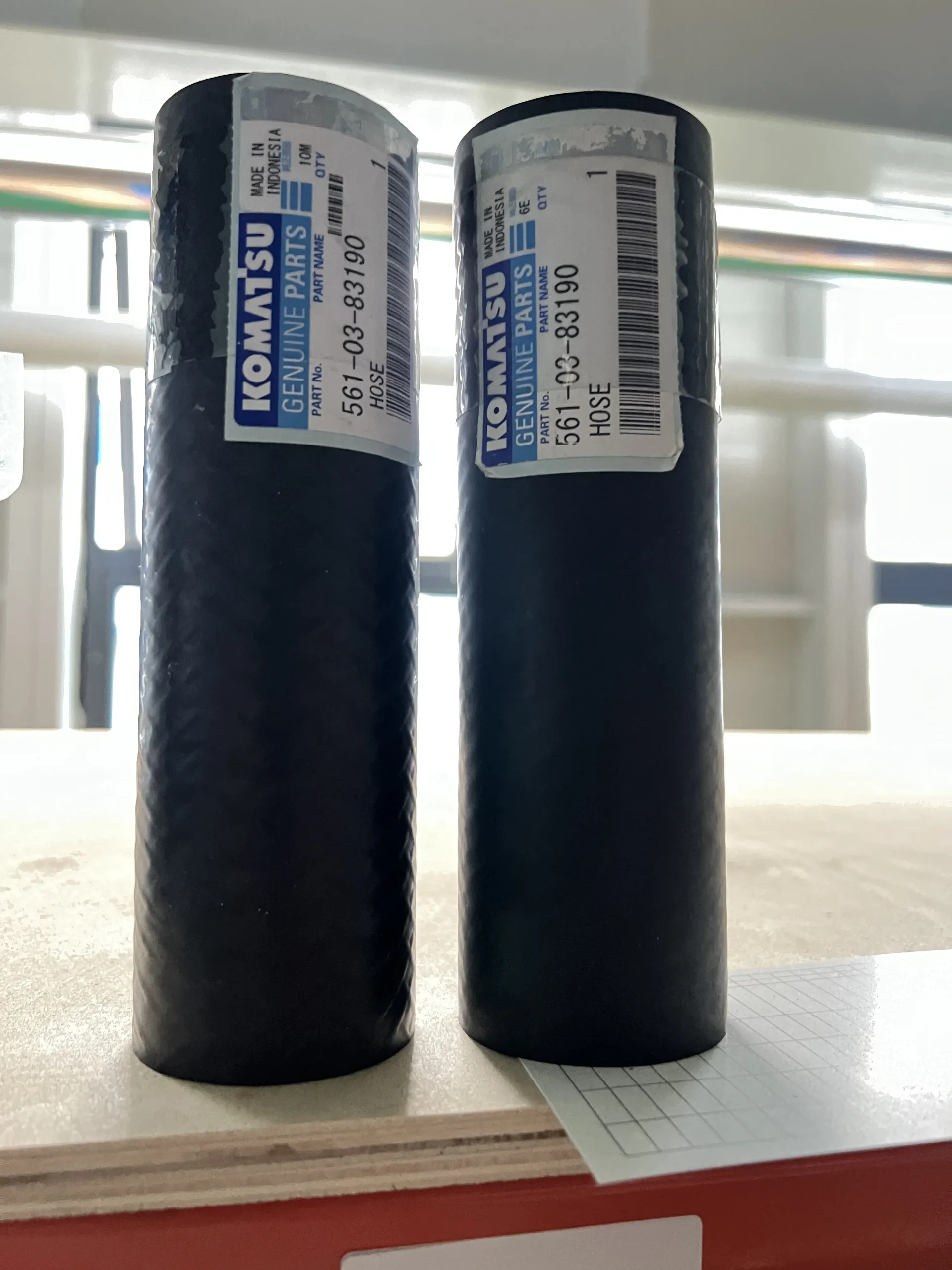 Запасные части Komatsu Шланг радиатора самосвала HD785 – 7 561 – 03 – 83190 оригинальный