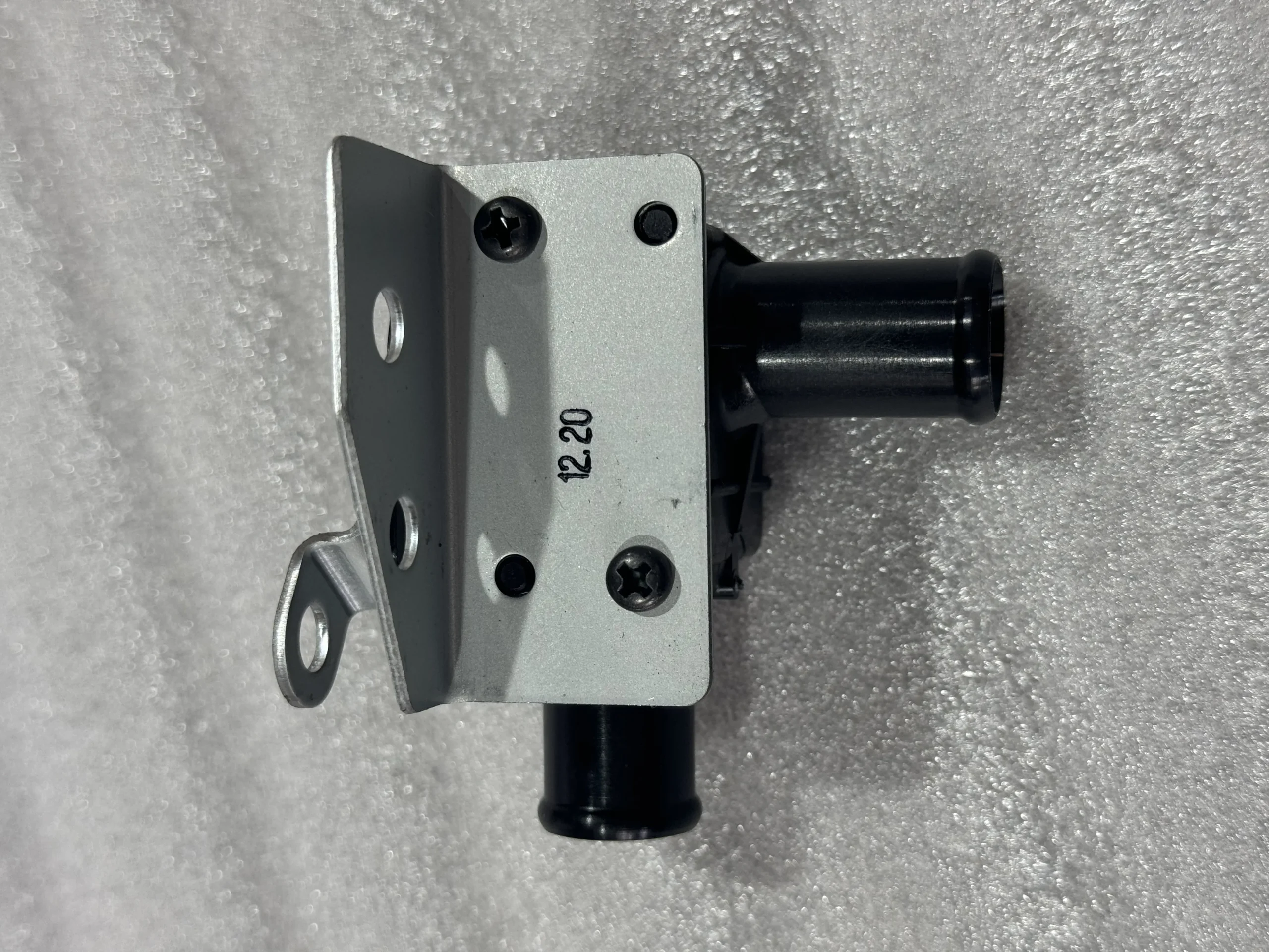 Механические аксессуары Komatsu valve ass’ y, water nd113600 – 9260