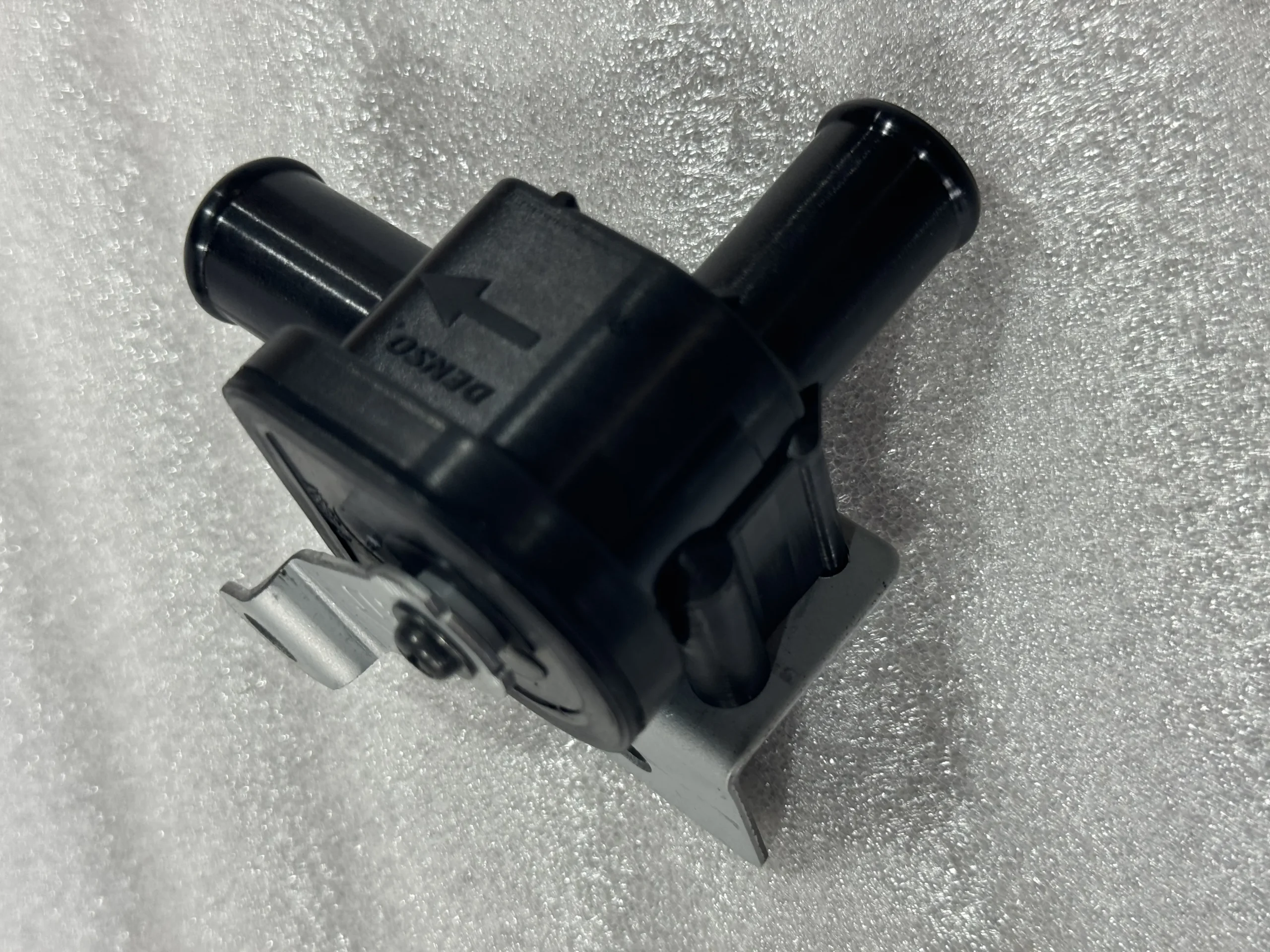 Механические аксессуары Komatsu valve ass’ y, water nd113600 – 9260