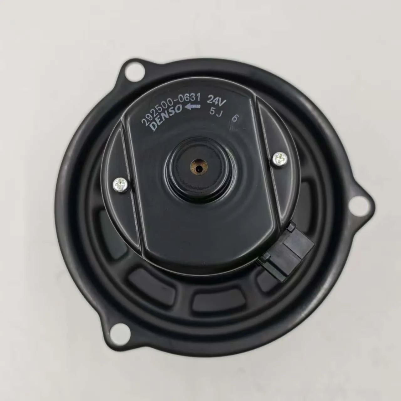ND116340-3860，MOTOR ASS’Y,FAN，PC1250-7，D475A-5E0，PC160LC-7，PC200-7，PC220-7，PC300-7，PC350-7，PC600-7，PC800-7UNIT ASS’Y (BLOWER ASS’Y) (FOR AIR CONDITIONER)，FLOOR FRAME (AIR CONDITIONER) (BLOWER ASS’Y)，BLOWER ASS’Y (FOR AIR CONDITIONER)
