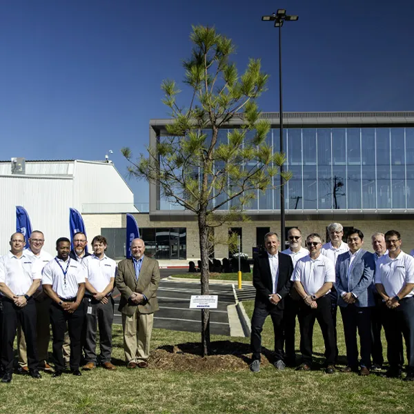 Компания Komatsu открыла новое здание на территории кампуса в Лонгвью, штат Техас