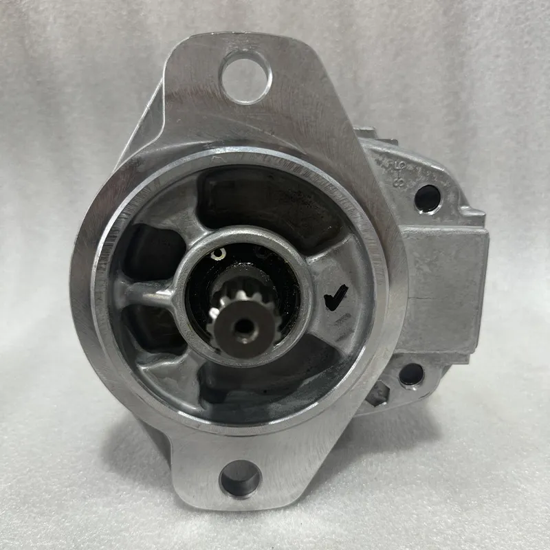 Оригинальный насос Komatsu GD825A-2 705-61-22010