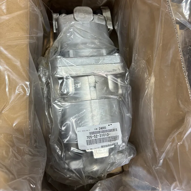 Оригинальный насос Komatsu HD605-5 705-52-31010