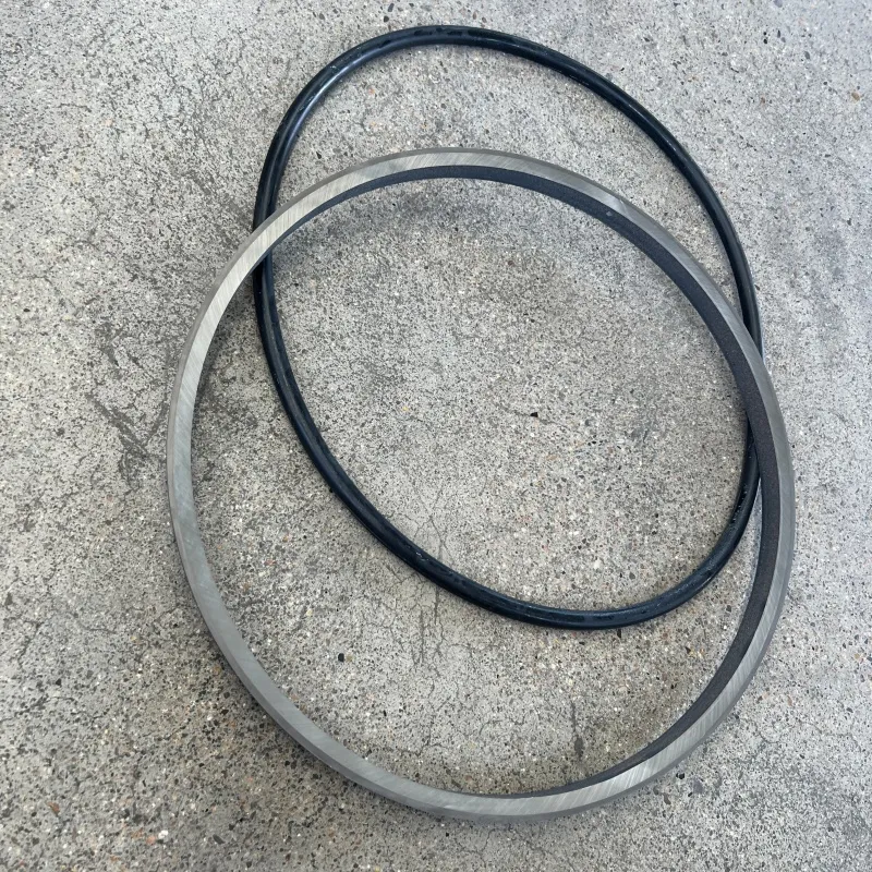 Оригинальный плавающий сальник Komatsu 425-33-00111 WA600-6