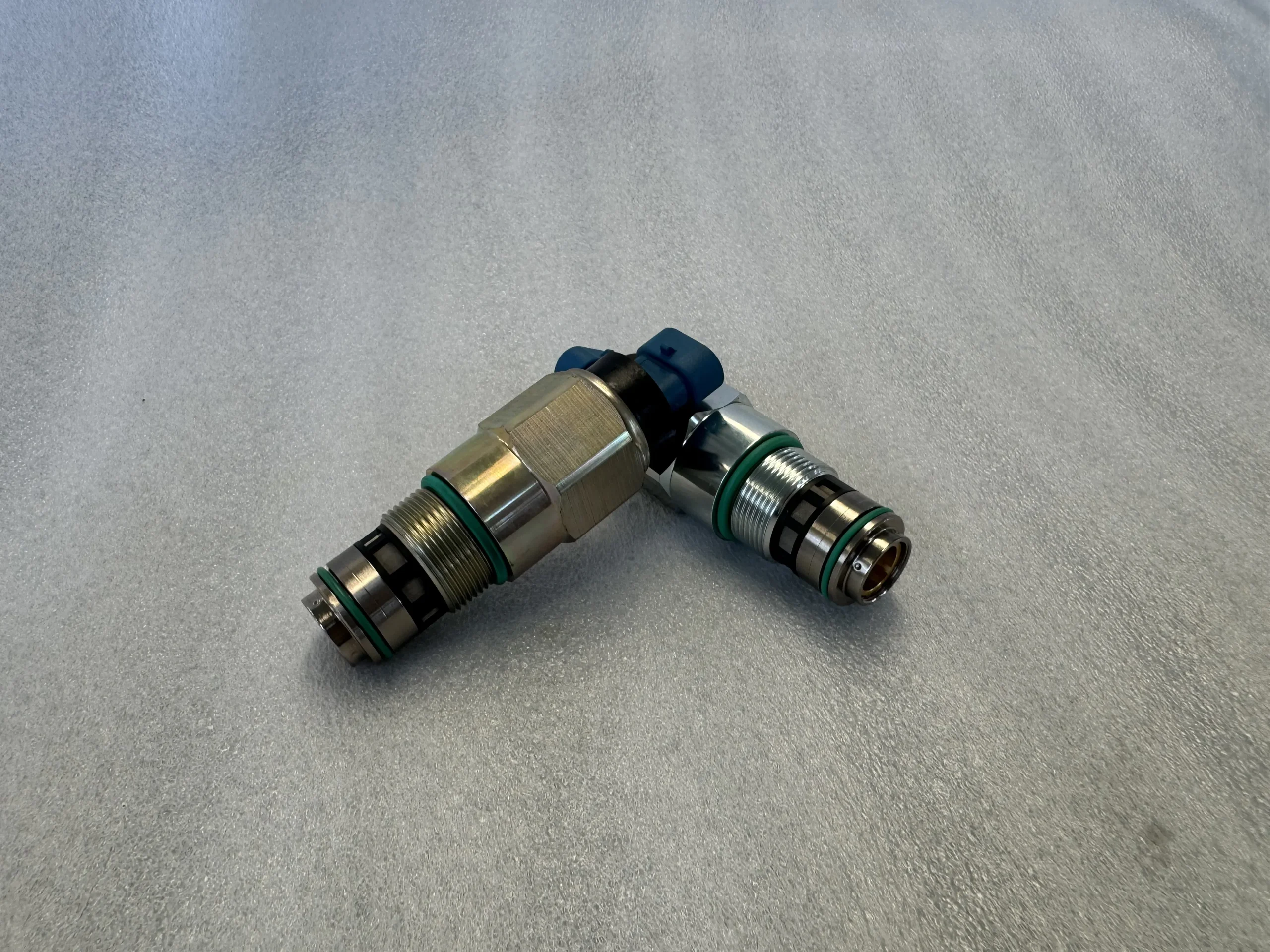 Оригинальные исполнительные устройства Komatsu 6560 – 41 – 5100