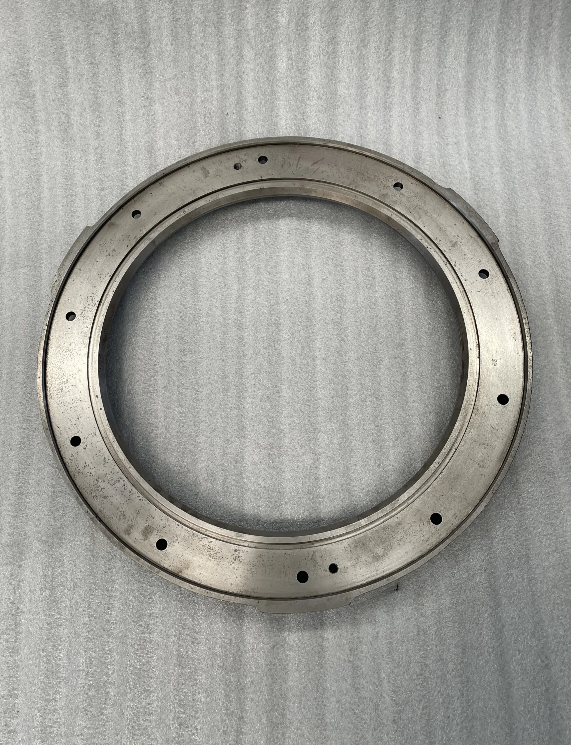 Оригинальная крышка Komatsu 195 – 27–44341