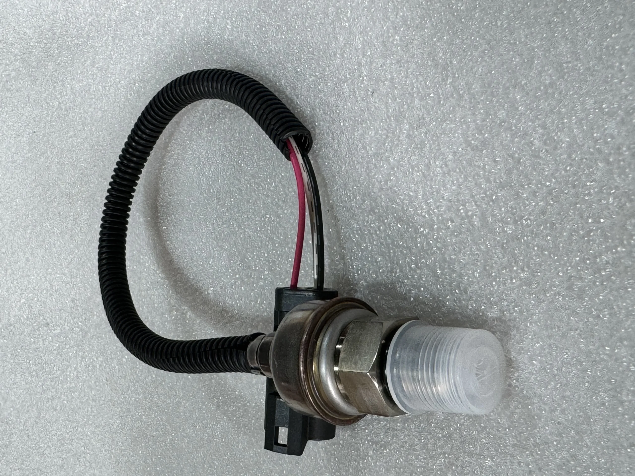 Оригинальный датчик Komatsu 421 – 06 – 35121